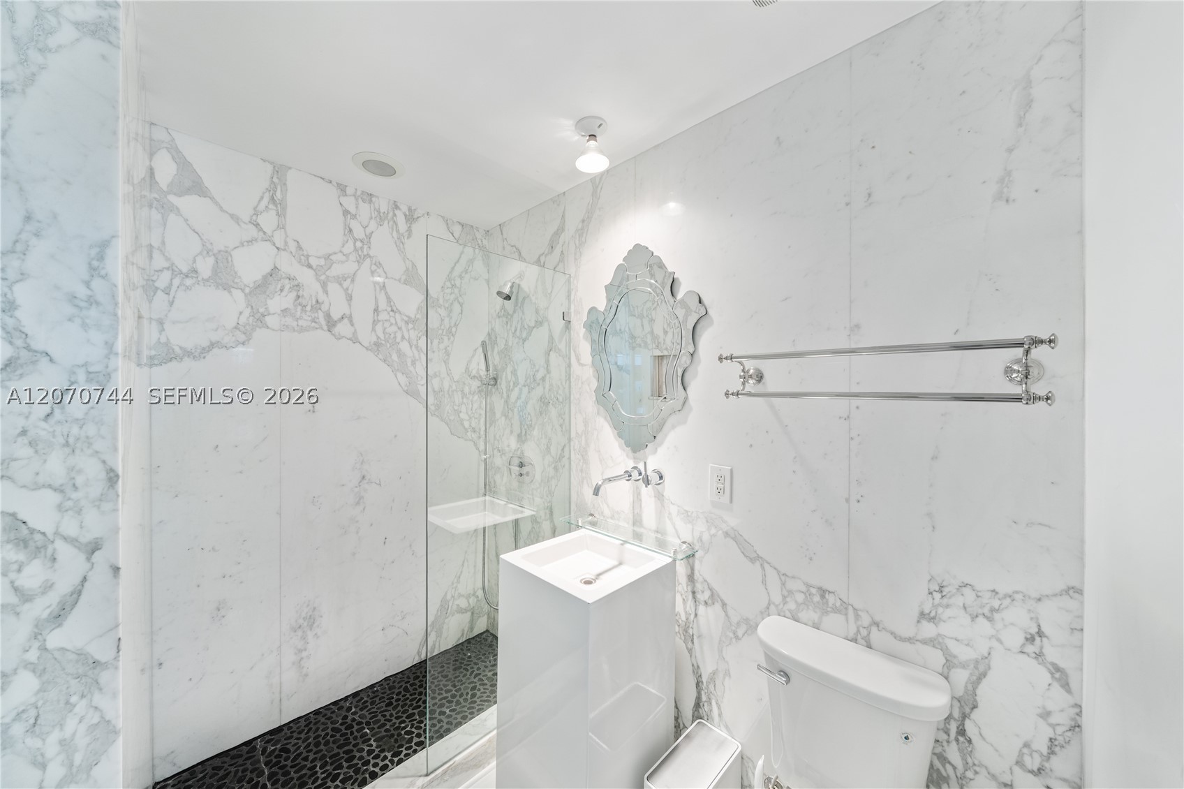 1040 Biscayne Blvd #4602 Miami, FL 33132