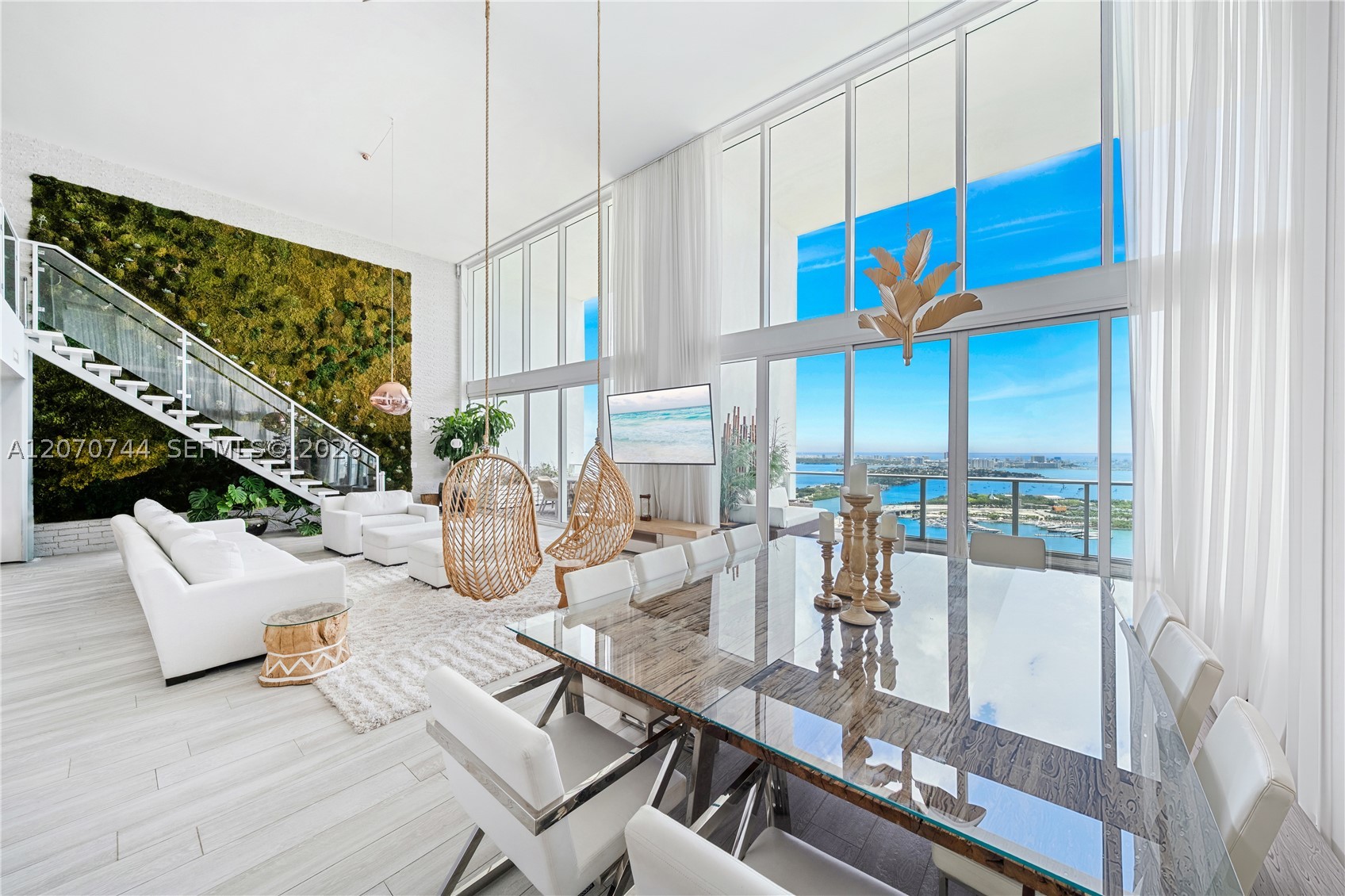 1040 Biscayne Blvd #4602 Miami, FL 33132