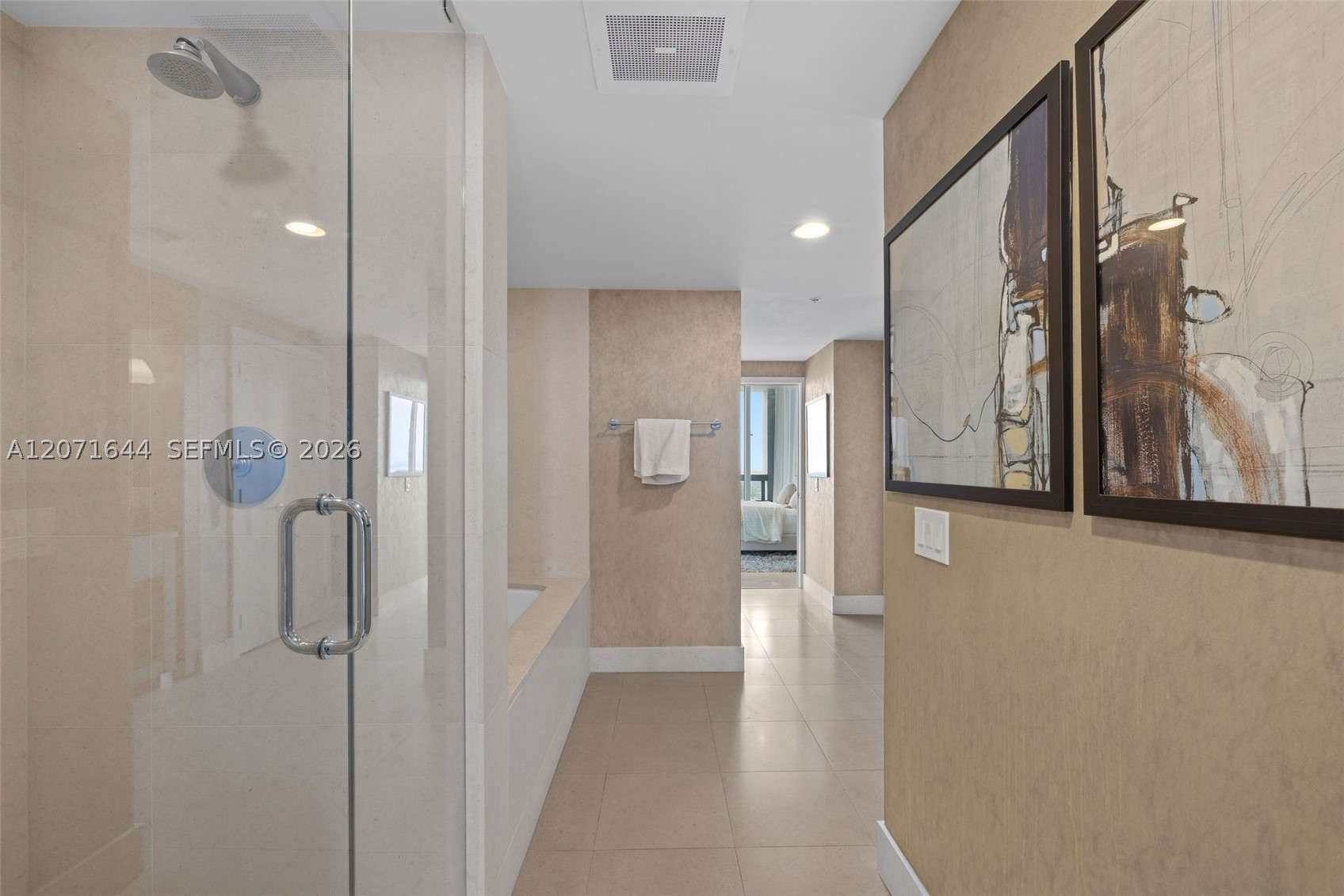 6899 Collins Ave #2708 Miami Beach, FL 33141