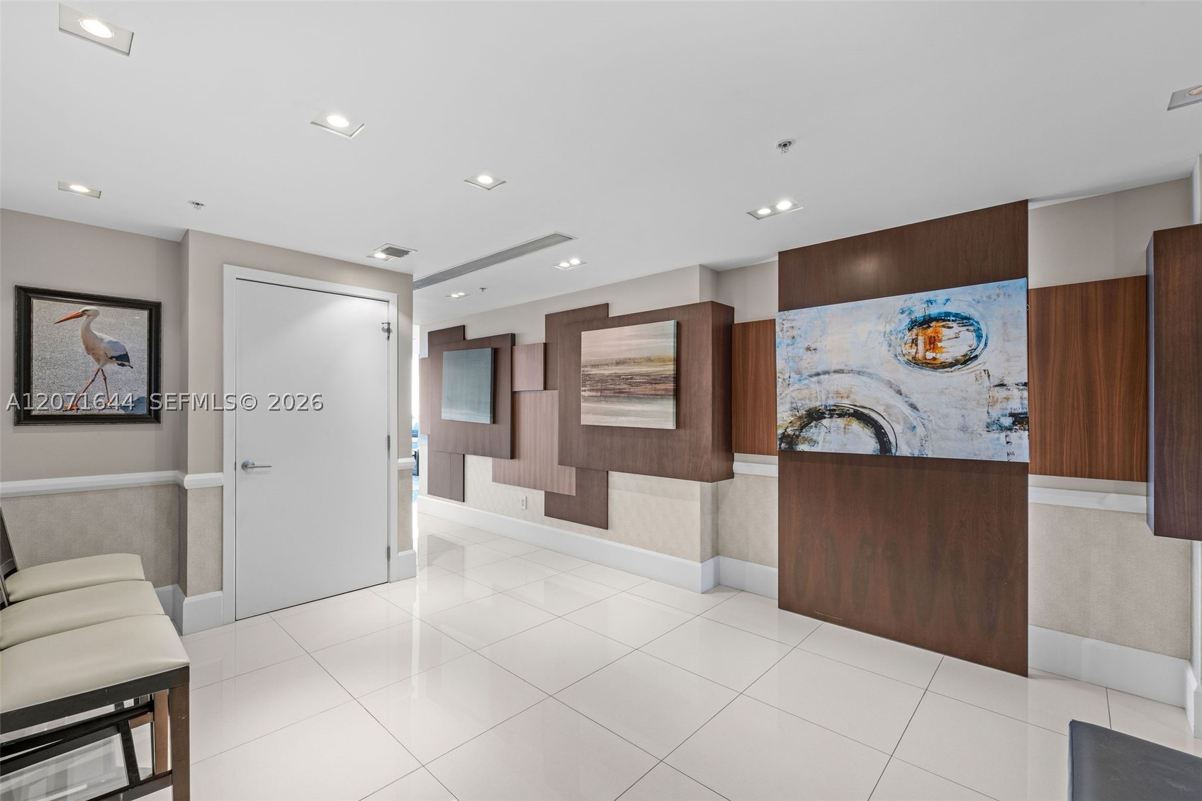 6899 Collins Ave #2708 Miami Beach, FL 33141
