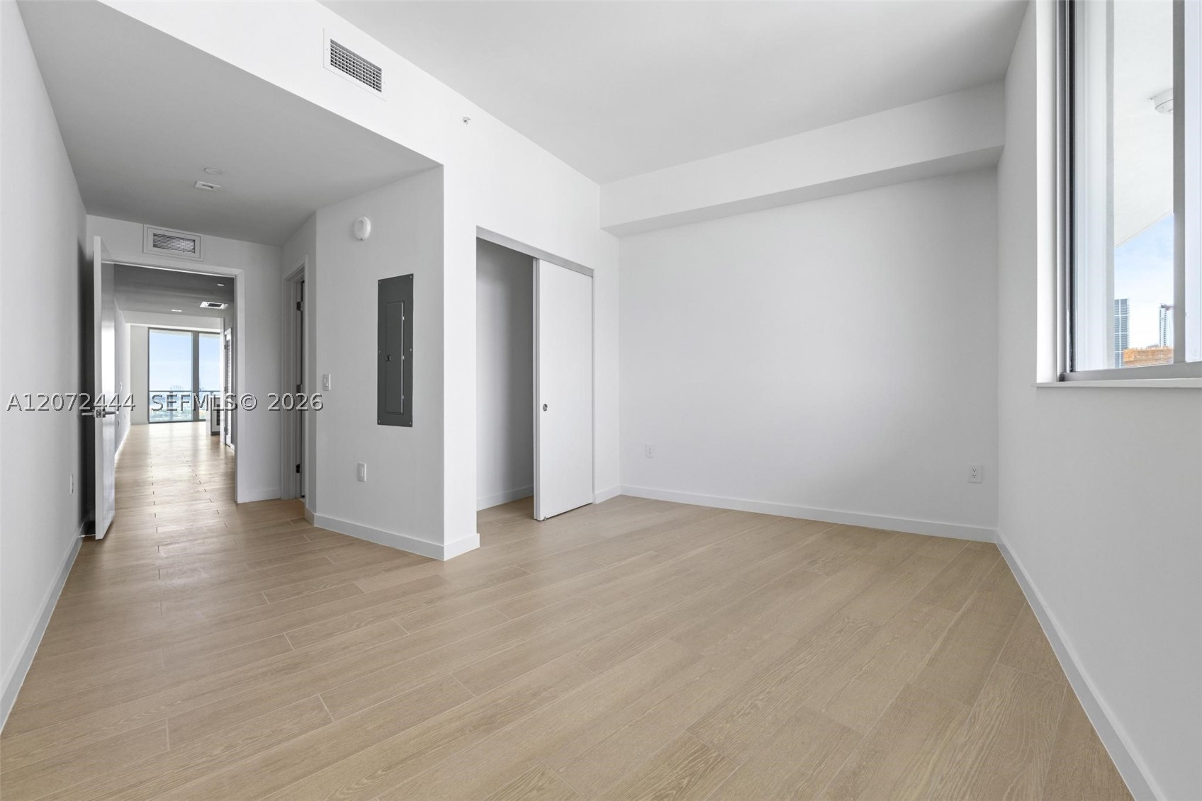 1400 Biscayne Blvd #1903 Miami, FL 33132