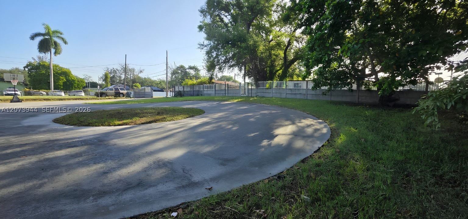 8150 NW 13th Ct Miami, FL 33147