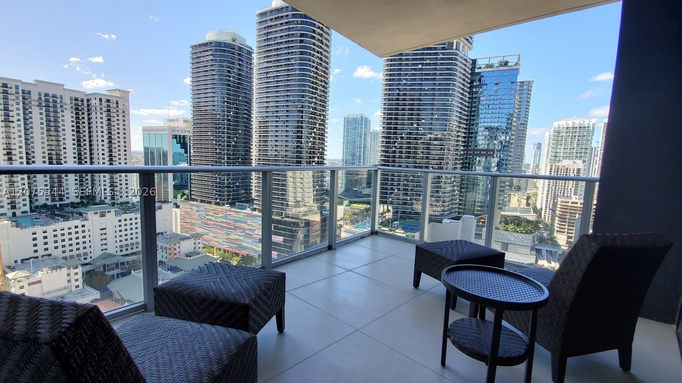 1010 Brickell Ave #2511