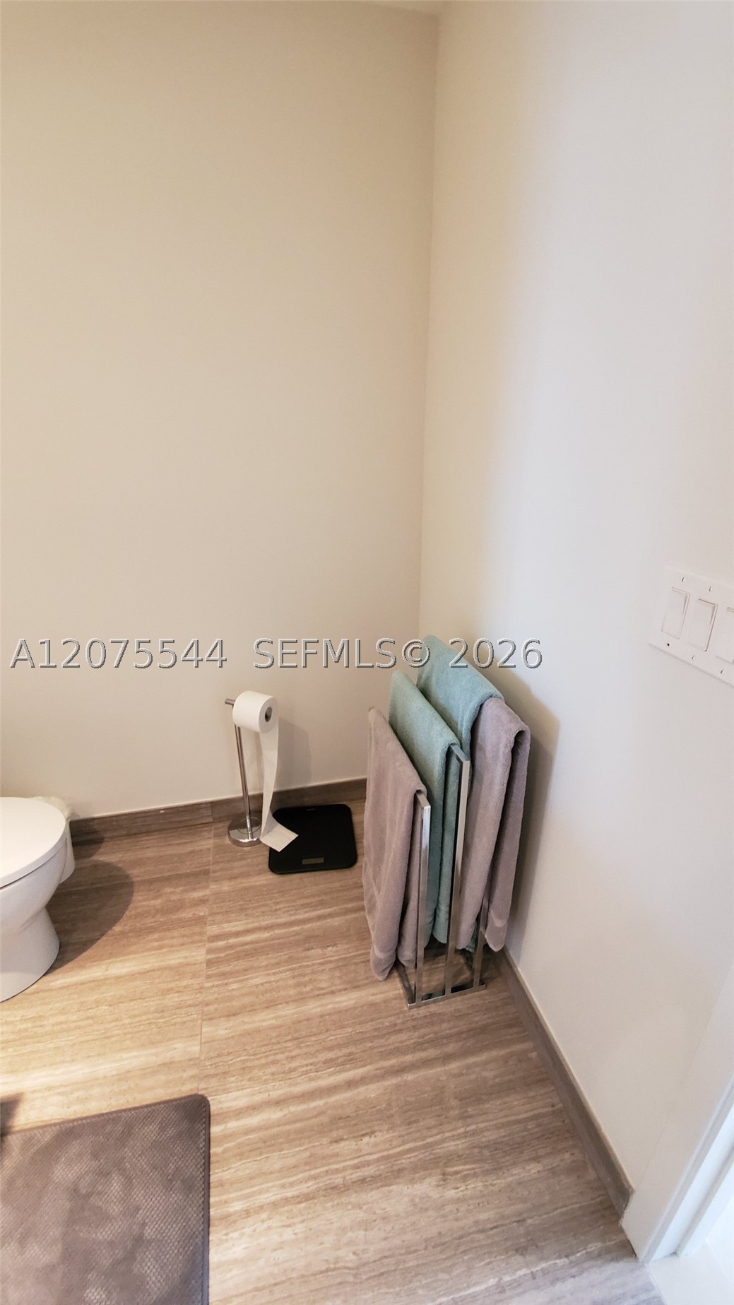 image 1010 Brickell17