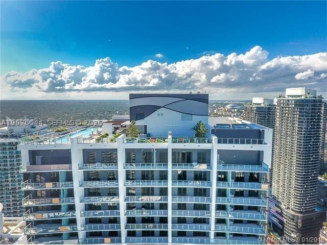 image 1010 Brickell24