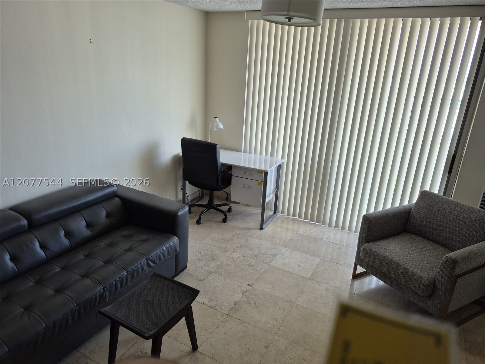 image Winston Towers 7008