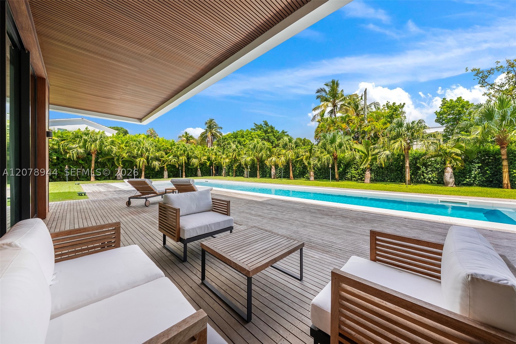 9860 NE 5th Ave Rd Miami Shores, FL 33138
