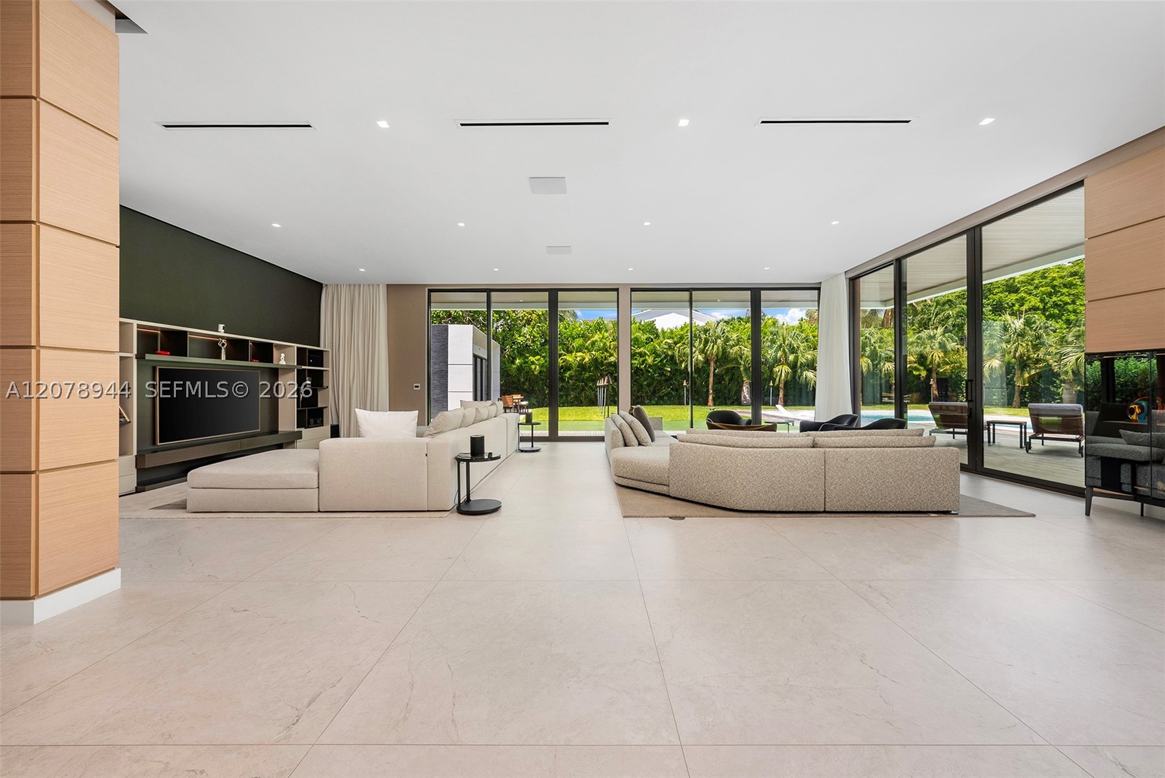 9860 NE 5th Ave Rd Miami Shores, FL 33138