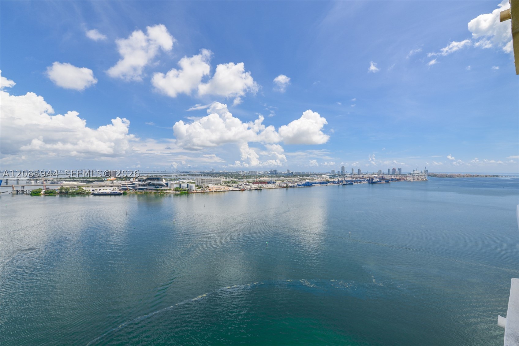 848 Brickell Key Dr #2702