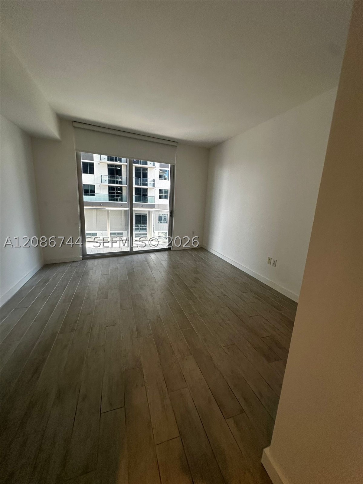 image Brickell Ten1