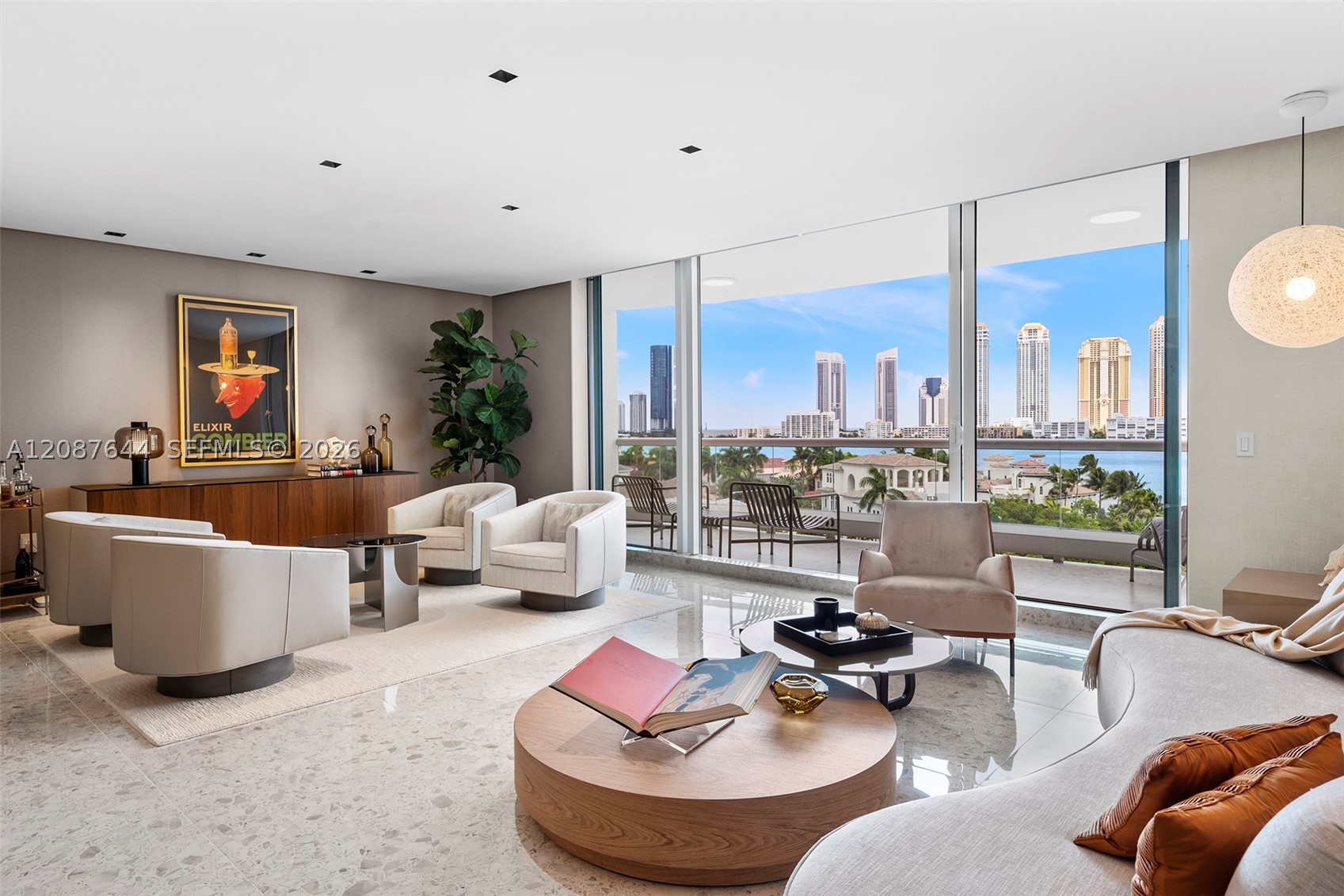6000 Island Blvd #707
