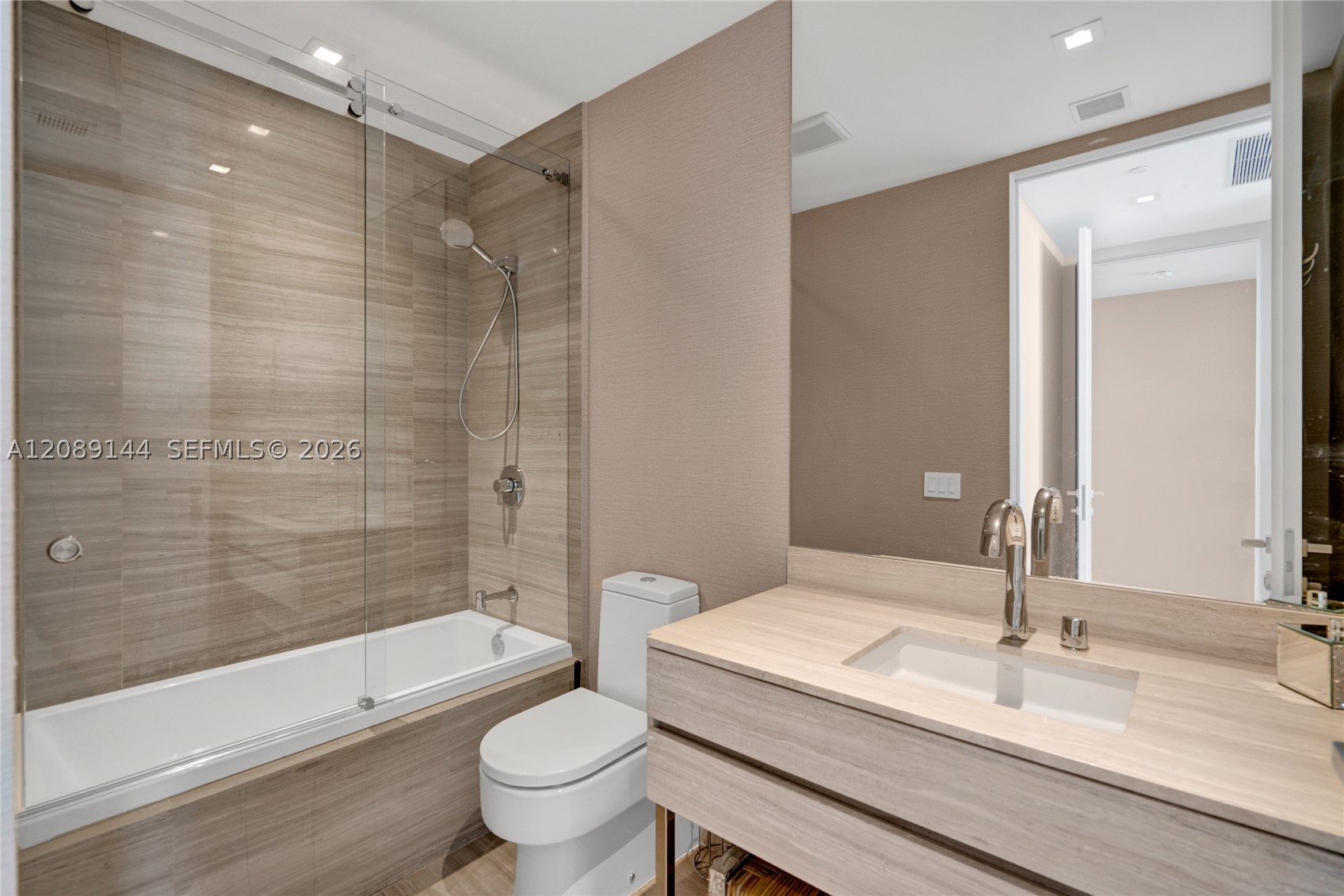 image Residences by Armani Casa28