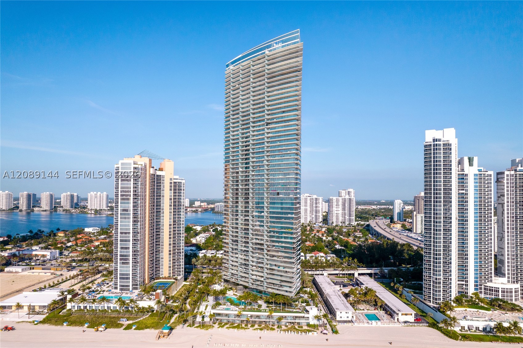 image Residences by Armani Casa36