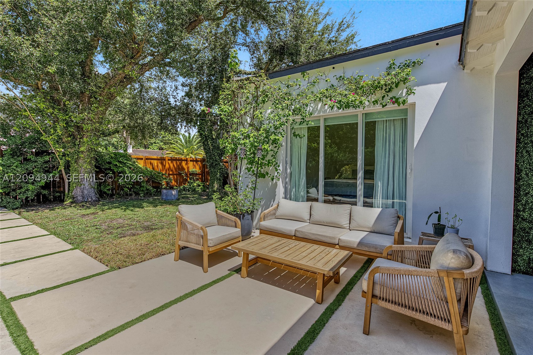 1867 SW 14th Ter Miami, FL 33145
