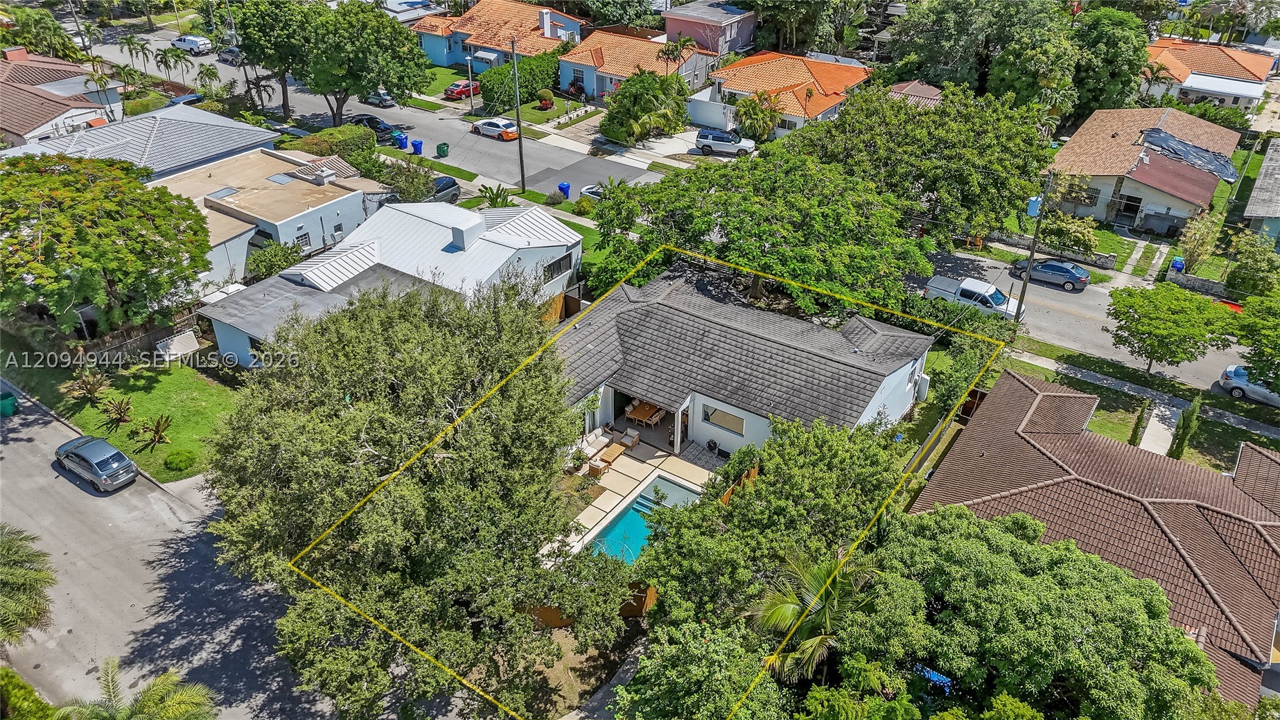 1867 SW 14th Ter Miami, FL 33145