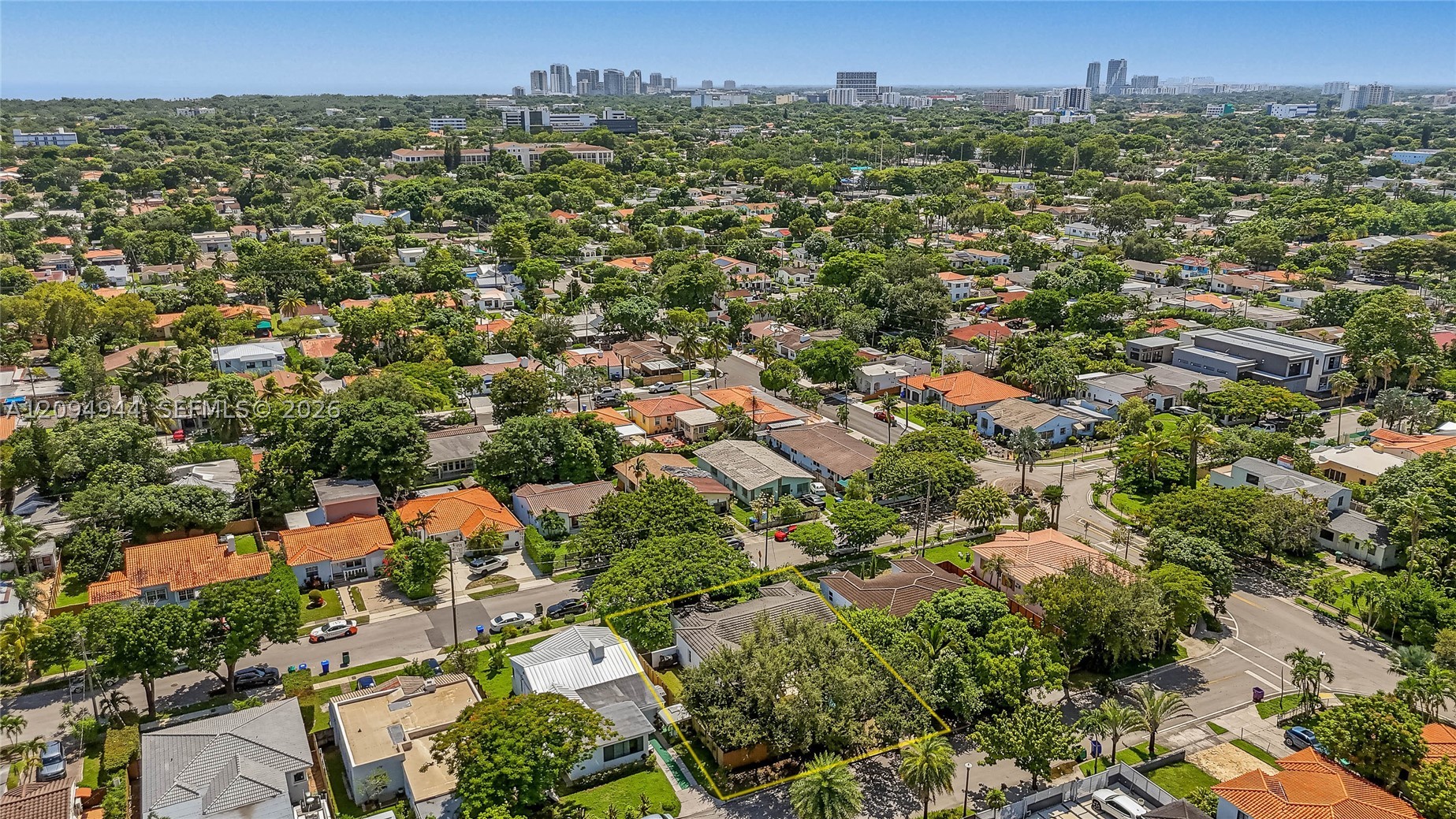 1867 SW 14th Ter Miami, FL 33145
