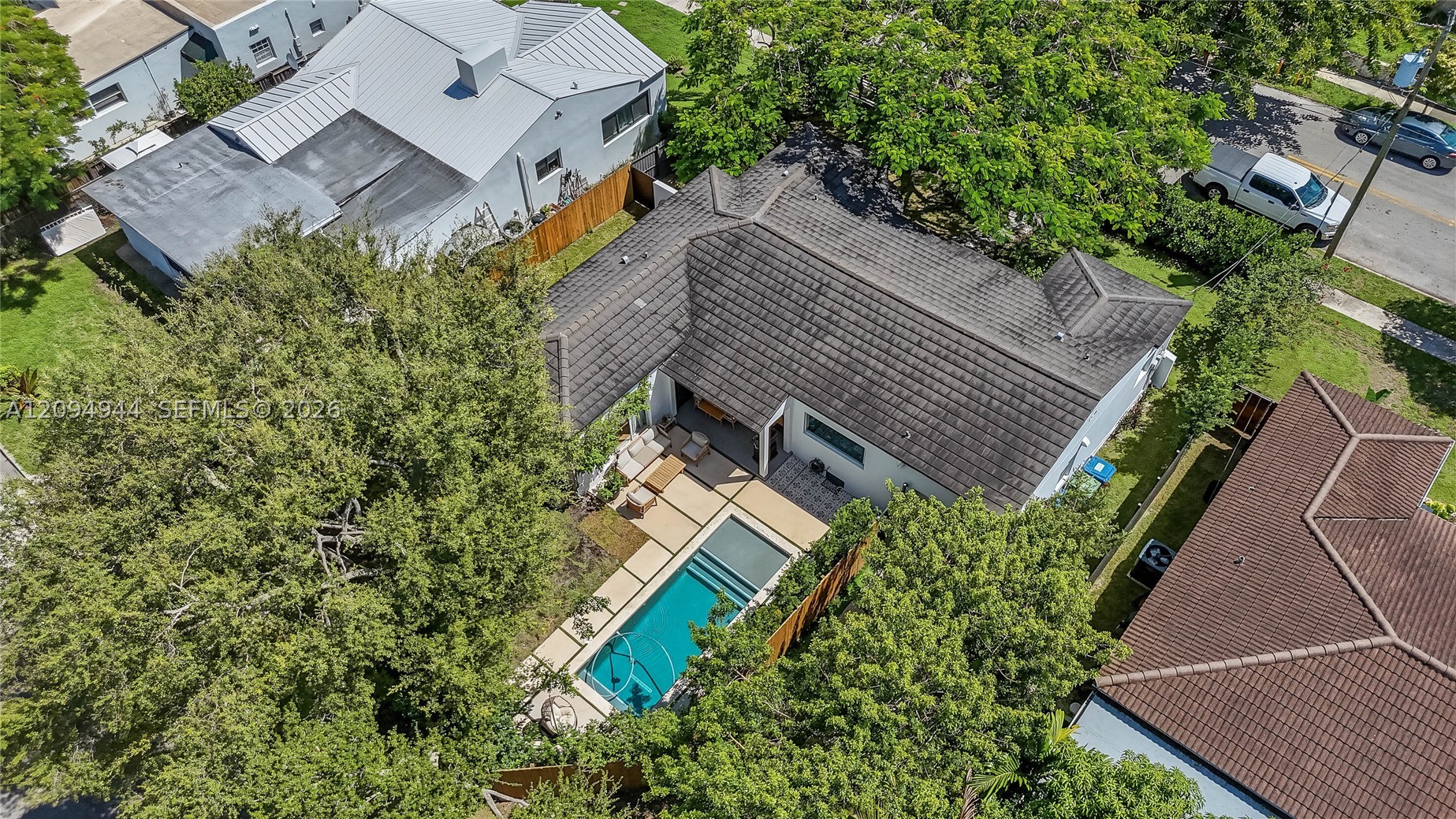 1867 SW 14th Ter Miami, FL 33145