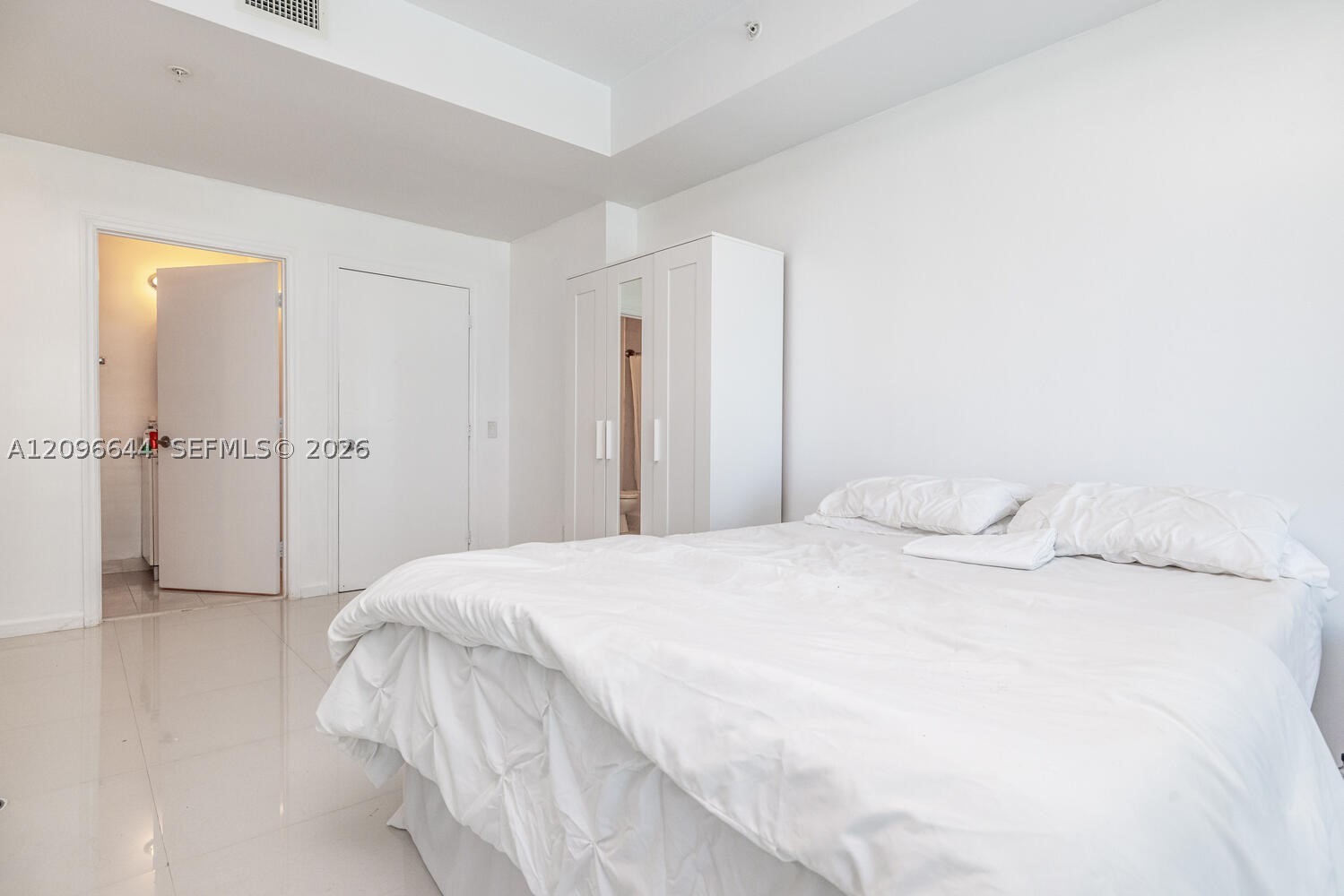 image Infinity at Brickell12