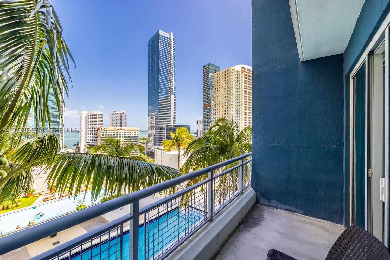 image Infinity at Brickell18