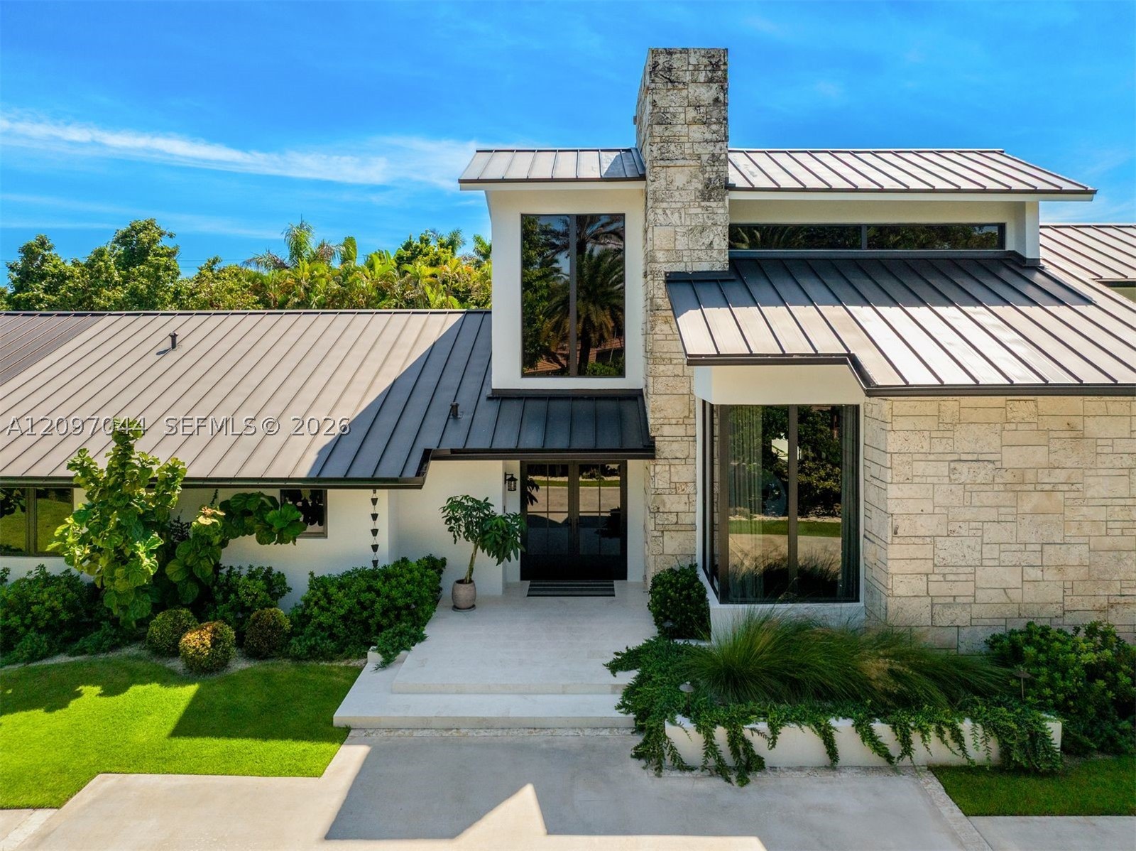 5902 SW 105th St Pinecrest, FL 33156