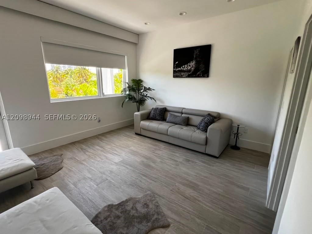 18975 Atlantic Blvd Sunny Isles Beach, FL 33160