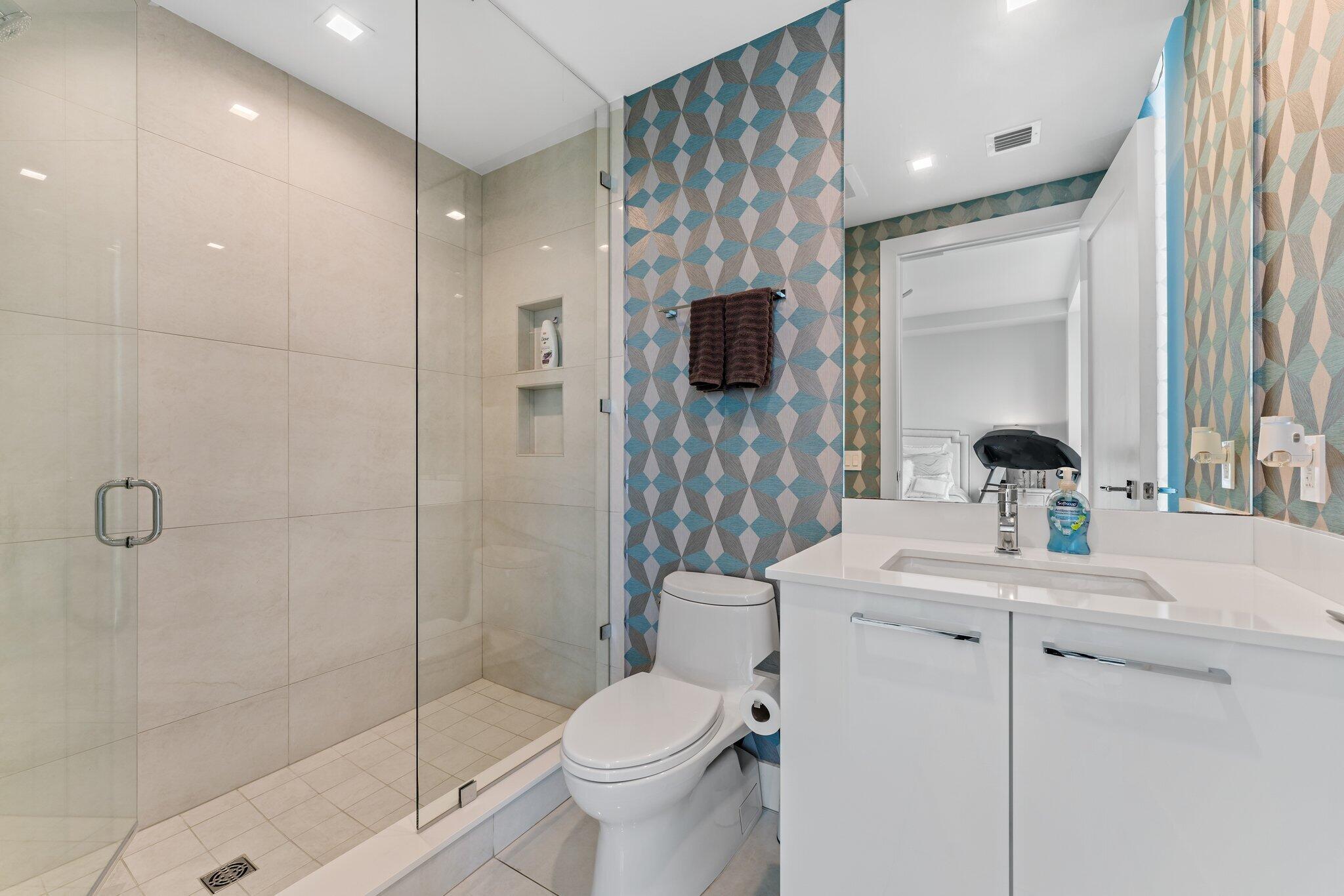 5000 N Ocean #1003 Singer Island, FL 33404