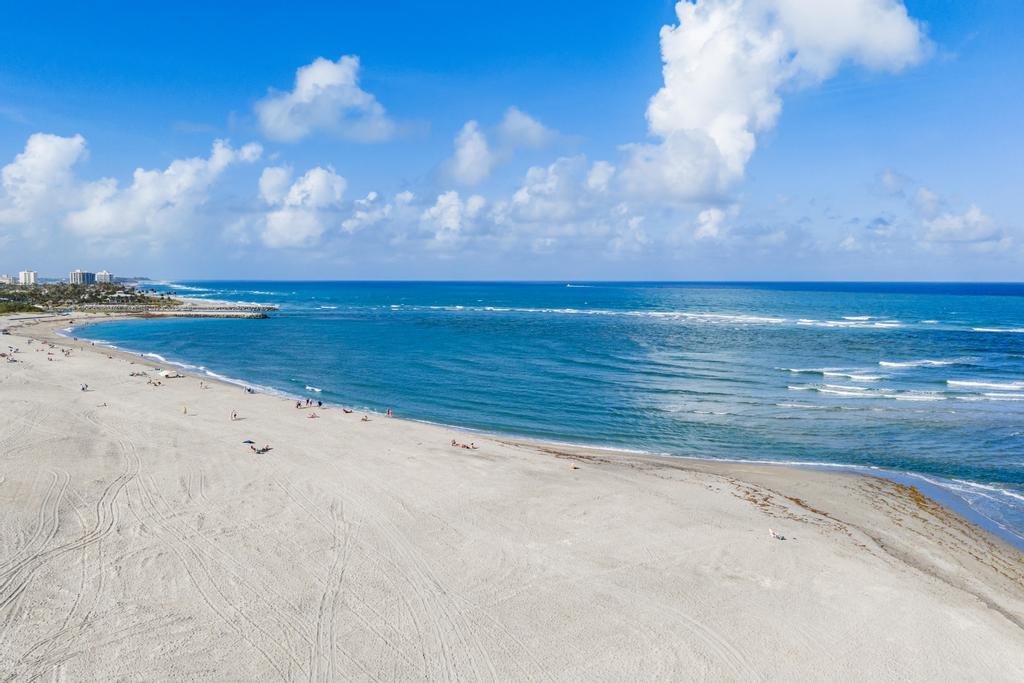 200 Ocean Trl #T7 Jupiter, FL 33477