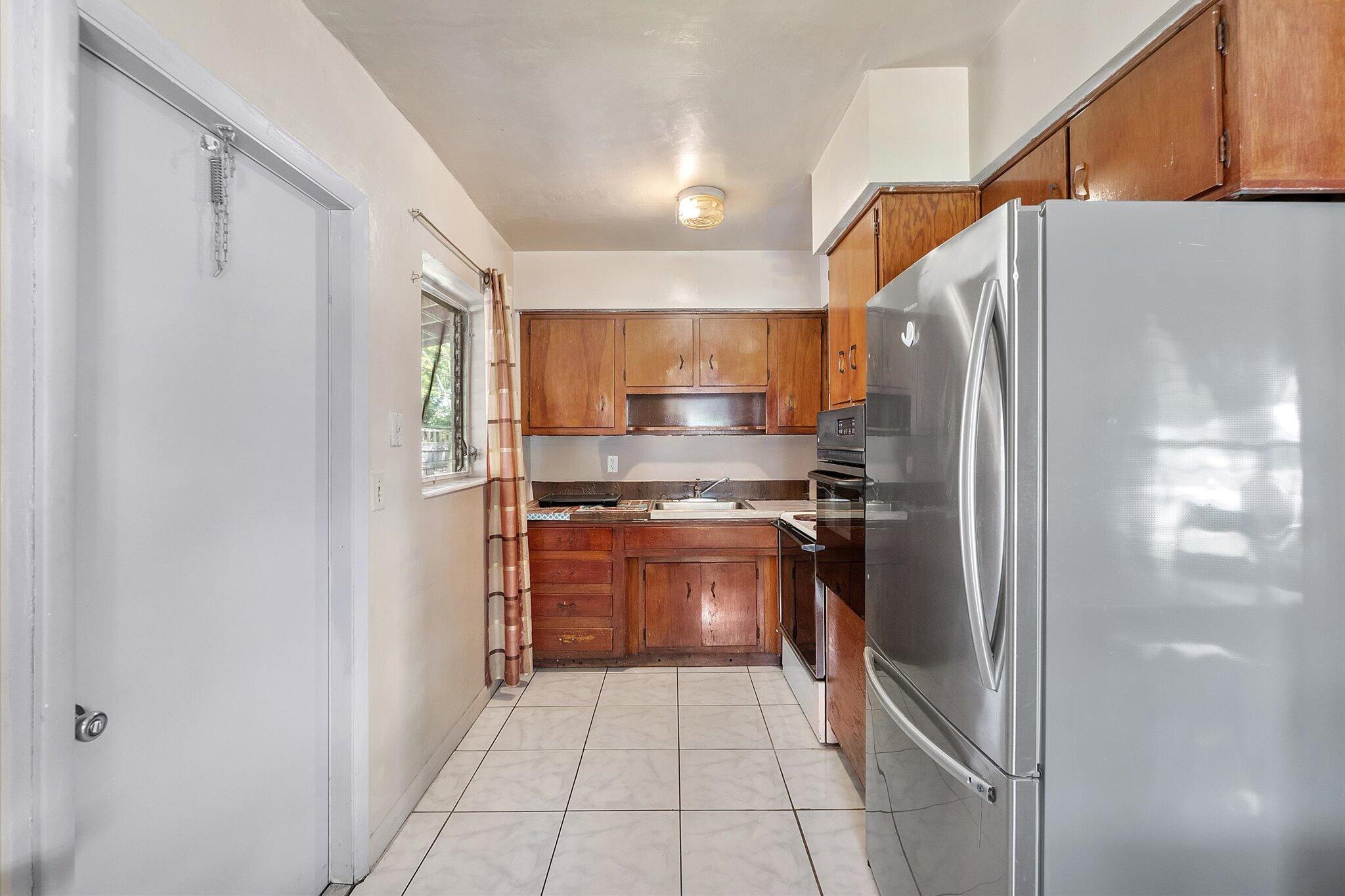 640 SW 28th Fort Lauderdale, FL 33312