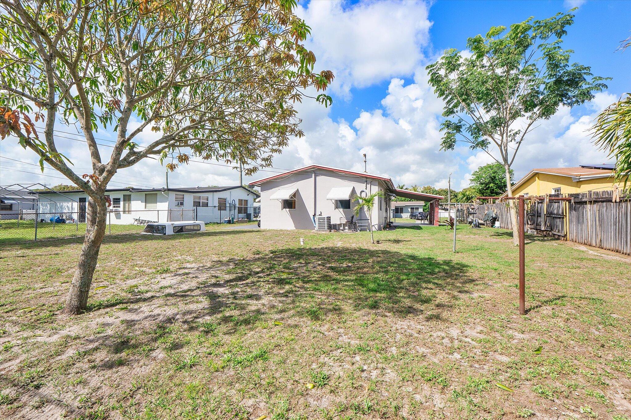 640 SW 28th Fort Lauderdale, FL 33312