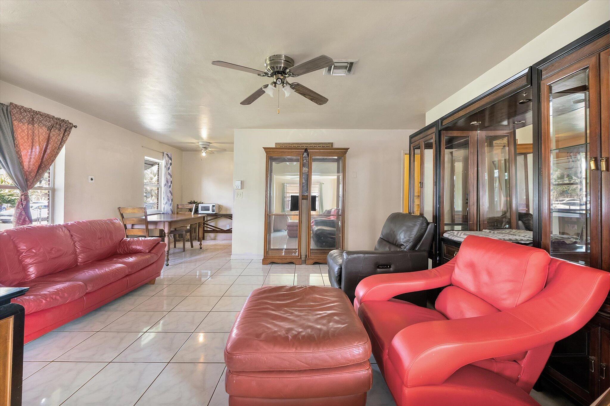 640 SW 28th Fort Lauderdale, FL 33312