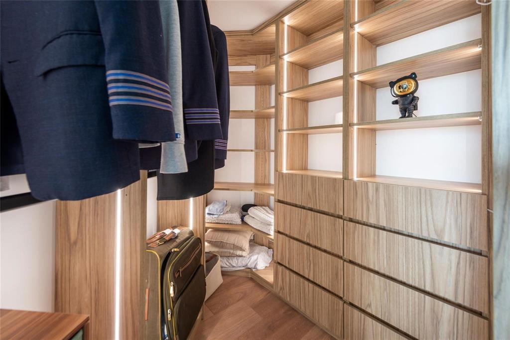 401 SW 4th #1702 Fort Lauderdale, FL 33315