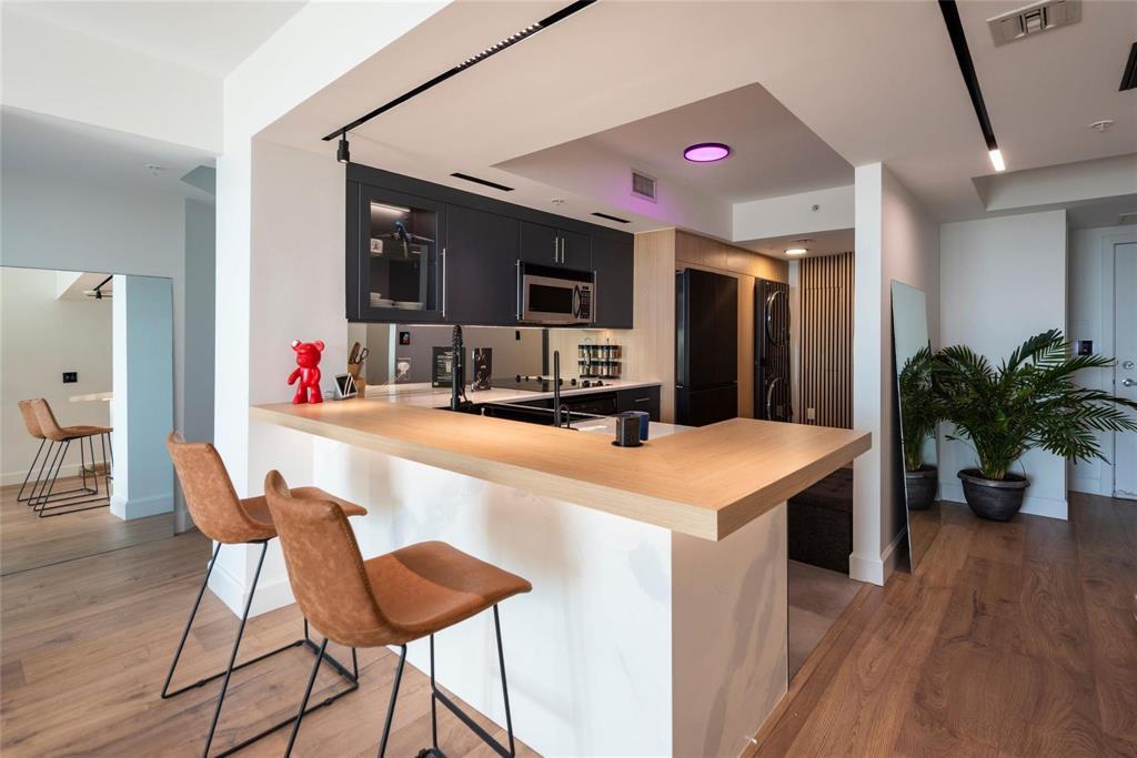 401 SW 4th #1702 Fort Lauderdale, FL 33315