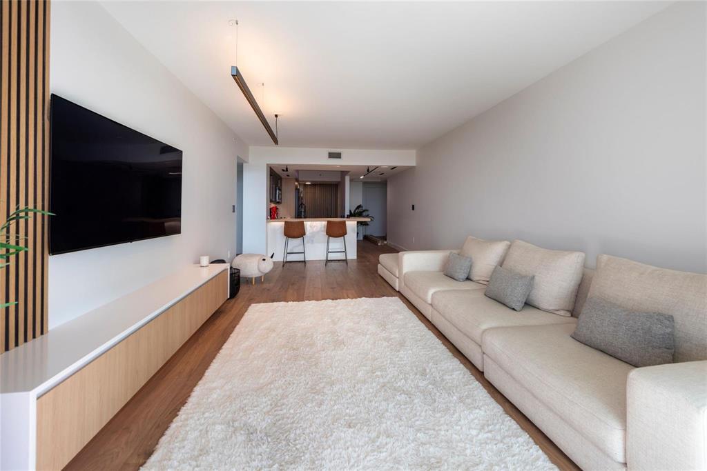 401 SW 4th #1702 Fort Lauderdale, FL 33315