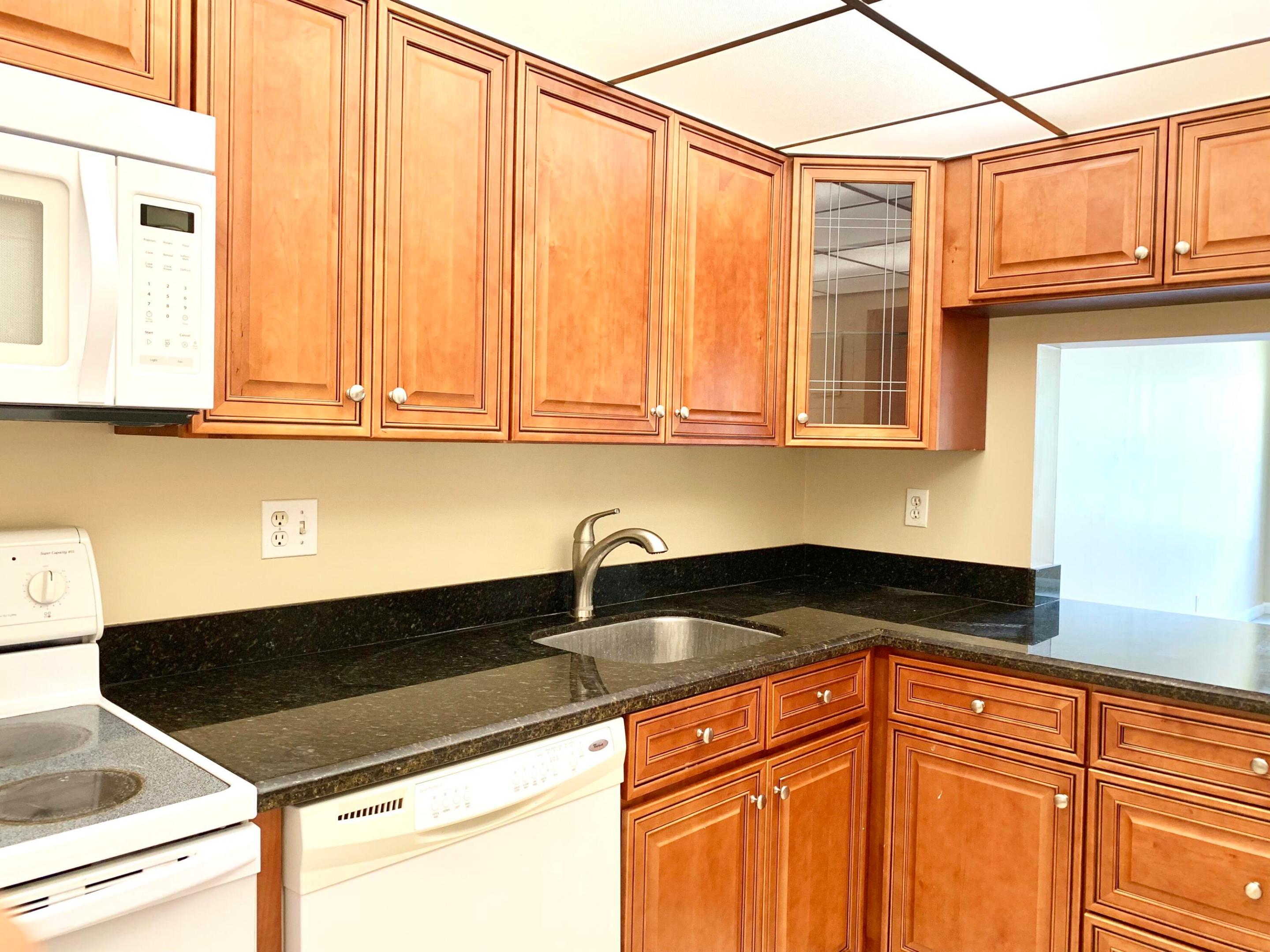 2312 S Cypress Bnd #209