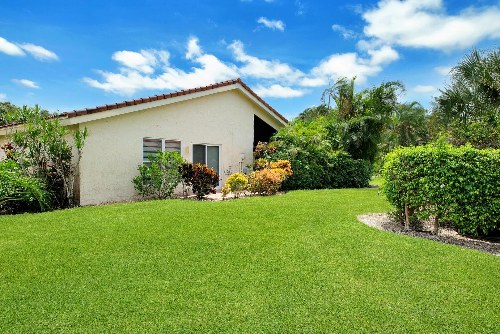 5529 Lakeview Mews Boynton Beach, FL 33437