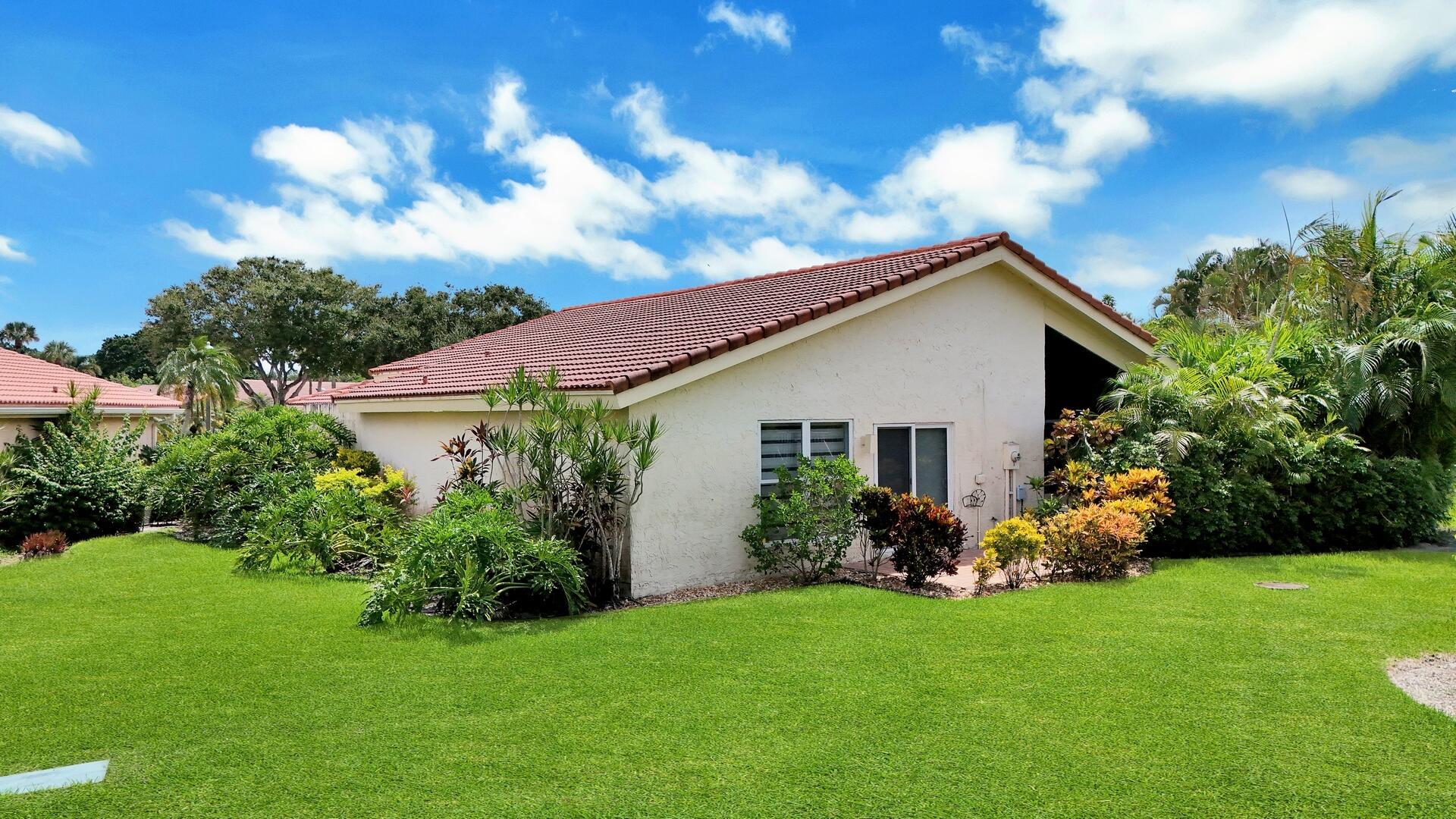 5529 Lakeview Mews Boynton Beach, FL 33437