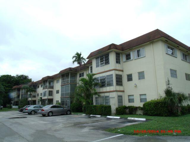 4045 NW 16th #205