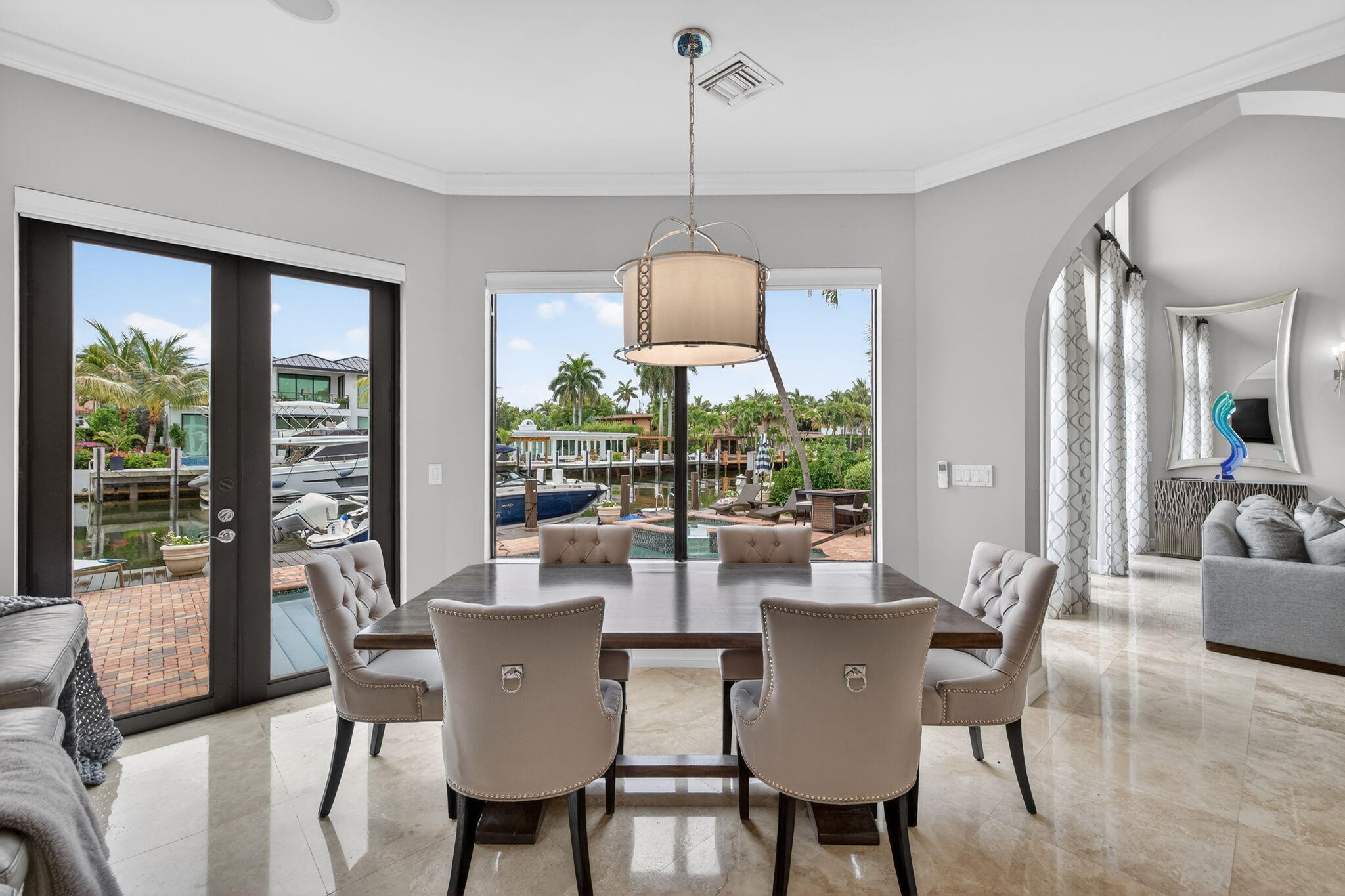 2406 Barcelona Fort Lauderdale, FL 33301