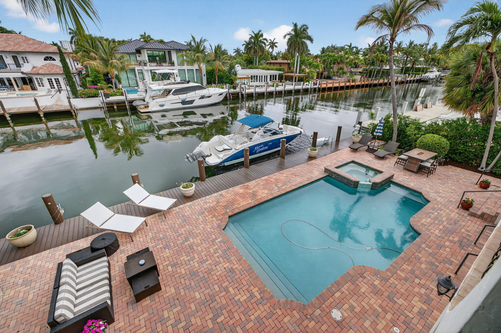 2406 Barcelona Fort Lauderdale, FL 33301