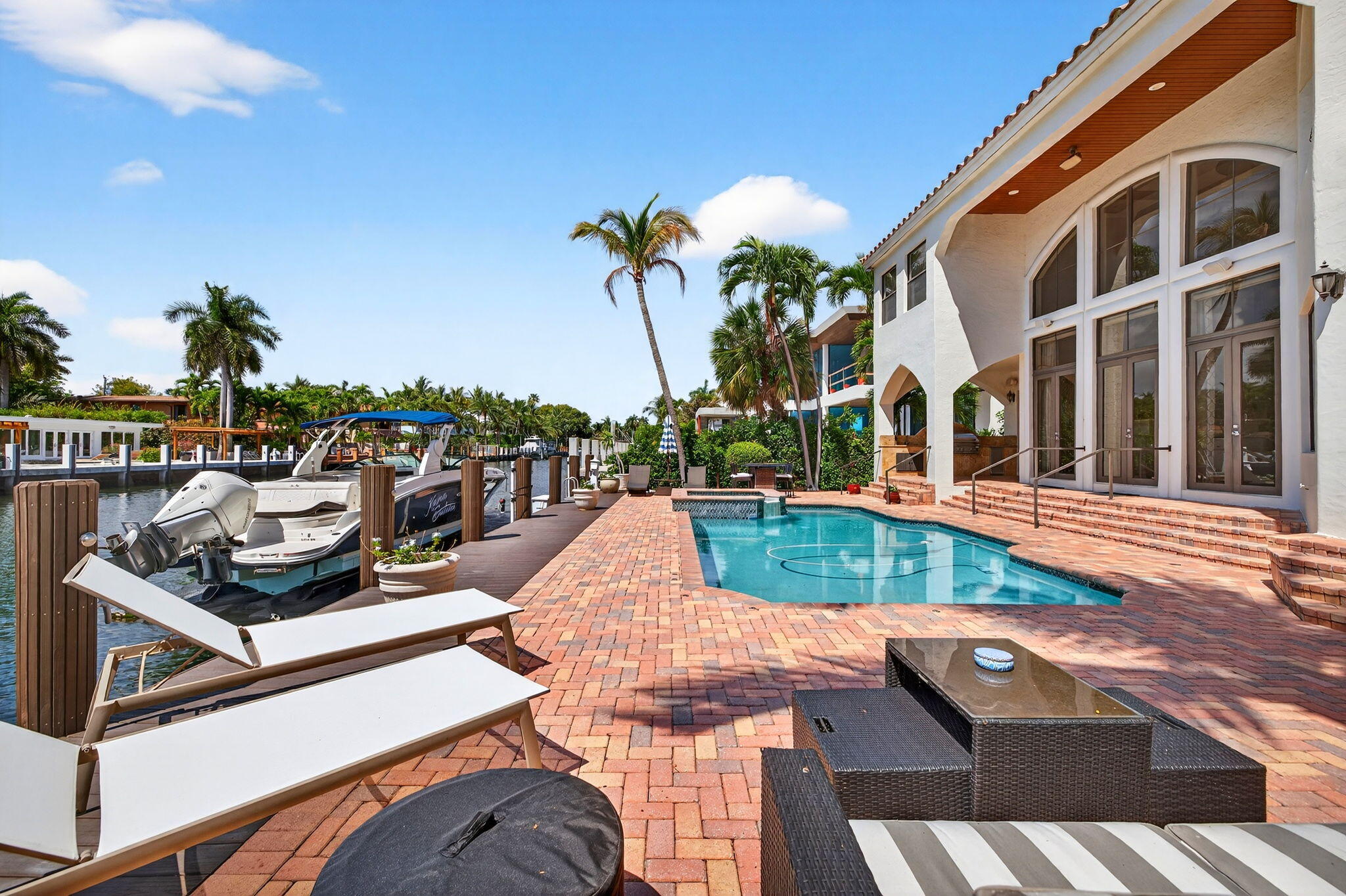 2406 Barcelona Fort Lauderdale, FL 33301