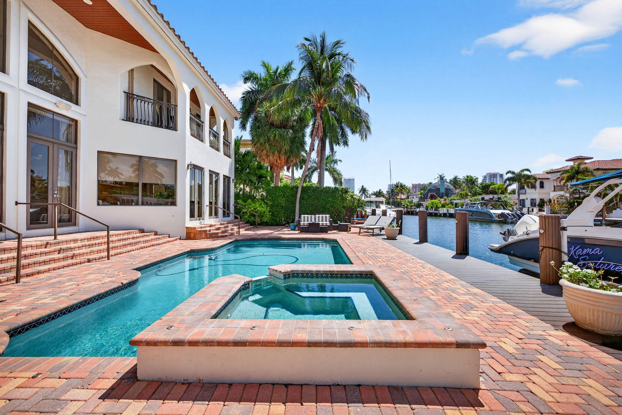 2406 Barcelona Fort Lauderdale, FL 33301