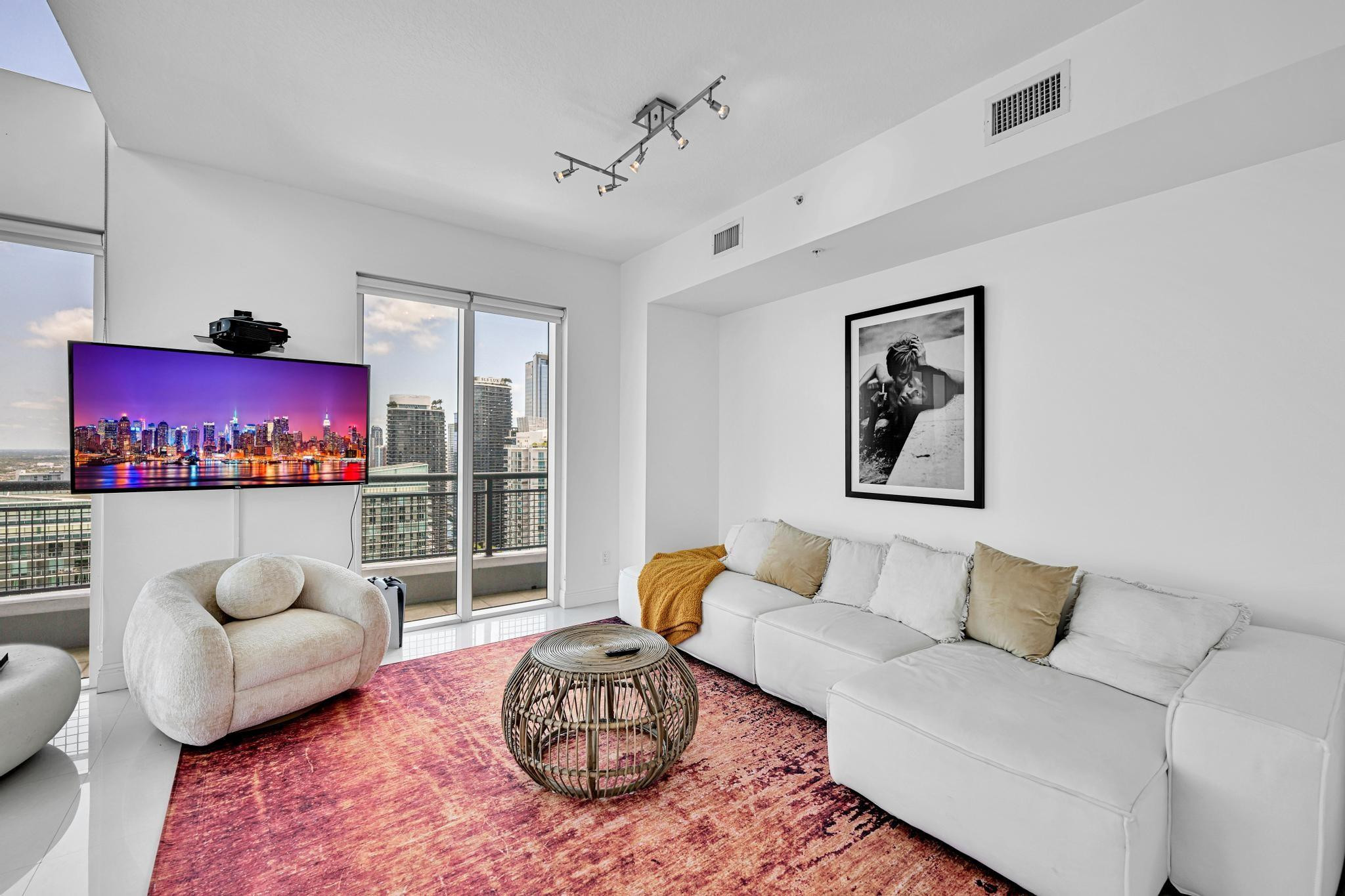 image Infinity at Brickell9