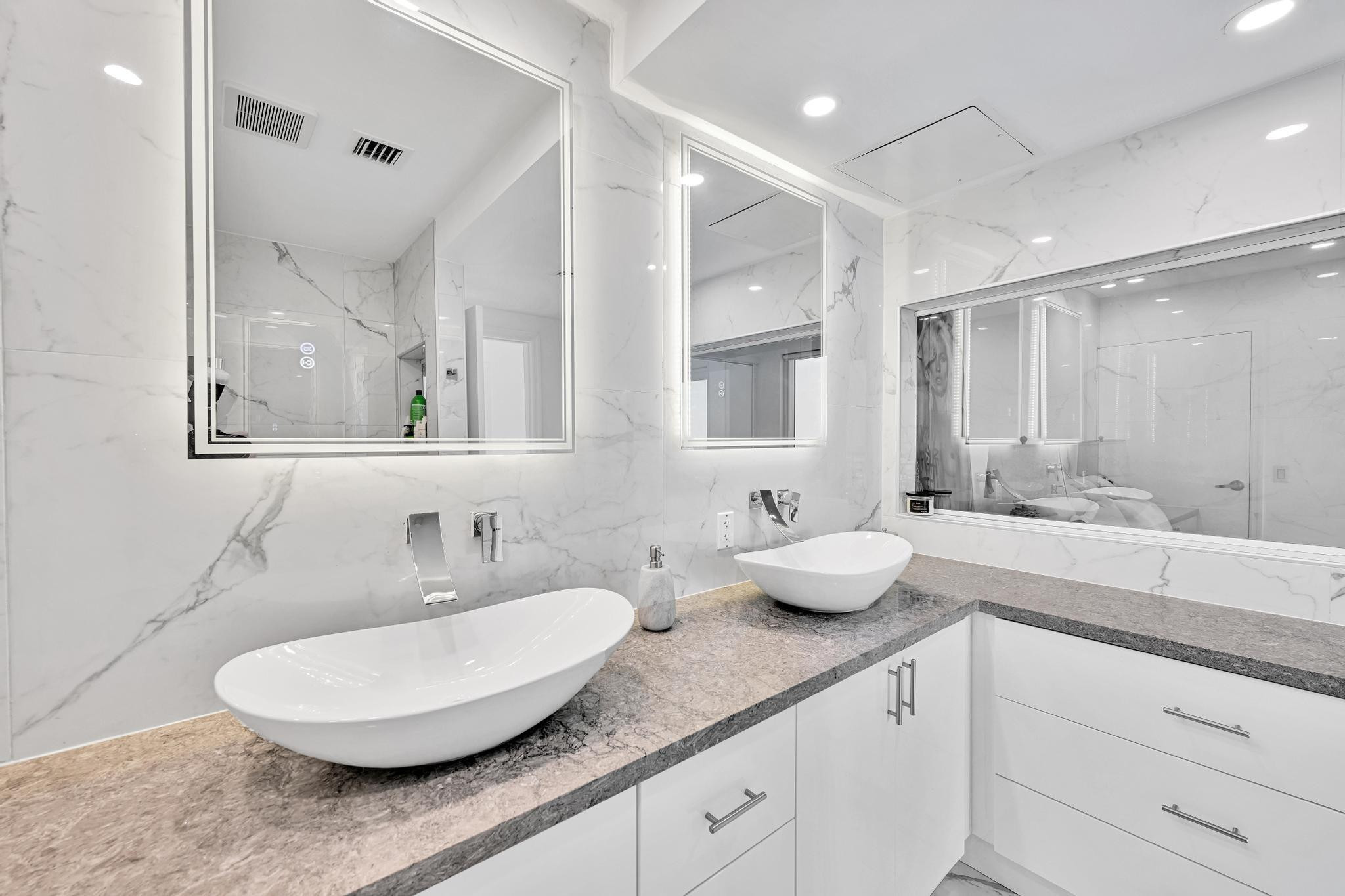image Infinity at Brickell23