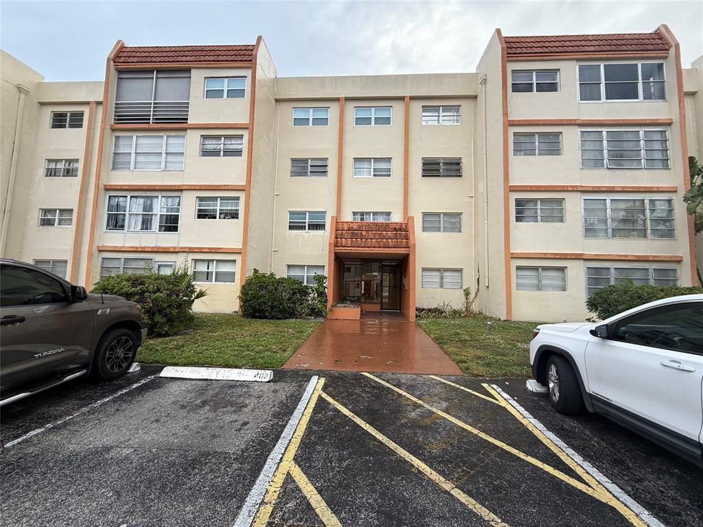 2501 NW 41st #401