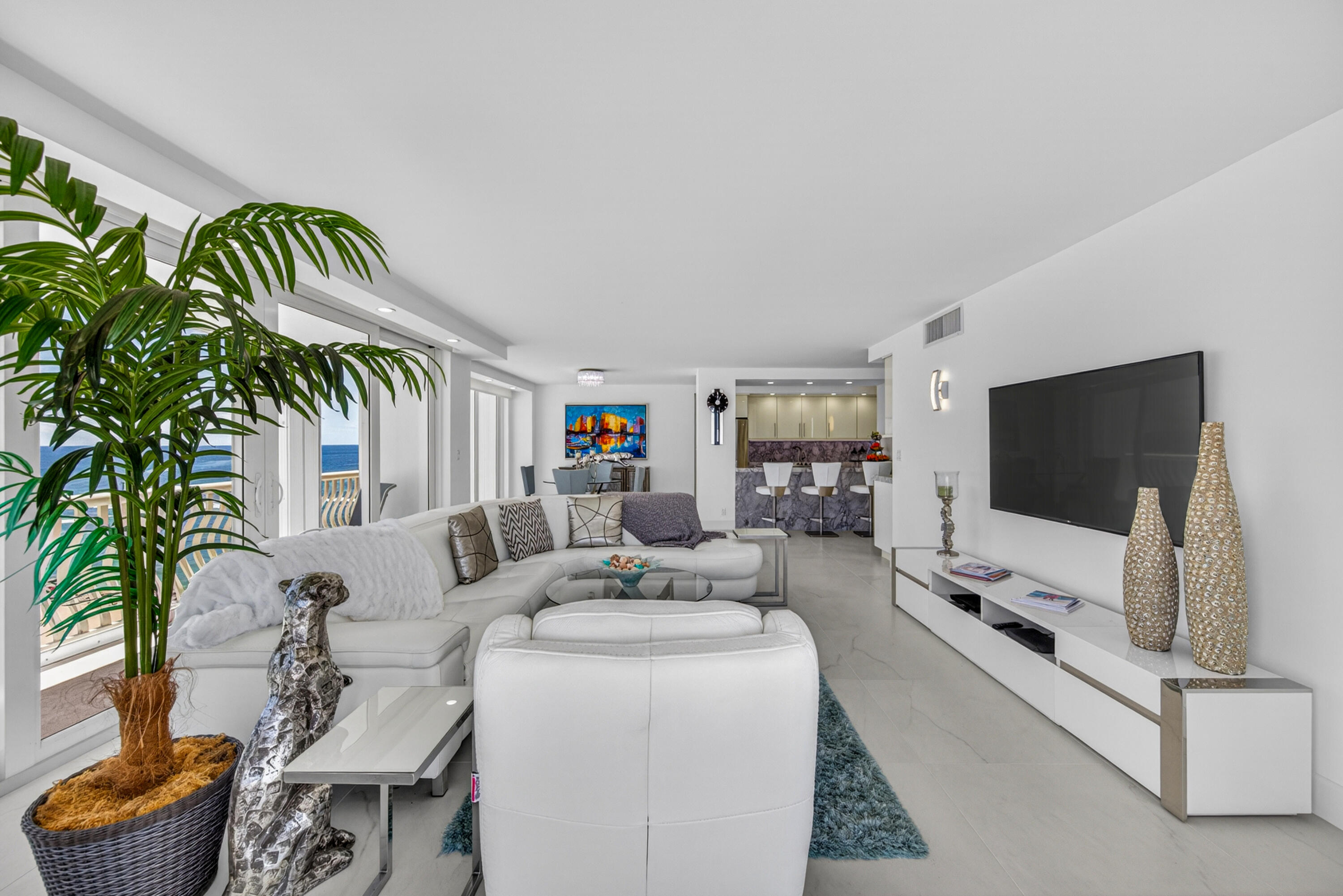 2200 S Ocean #909 Fort Lauderdale, FL 33316