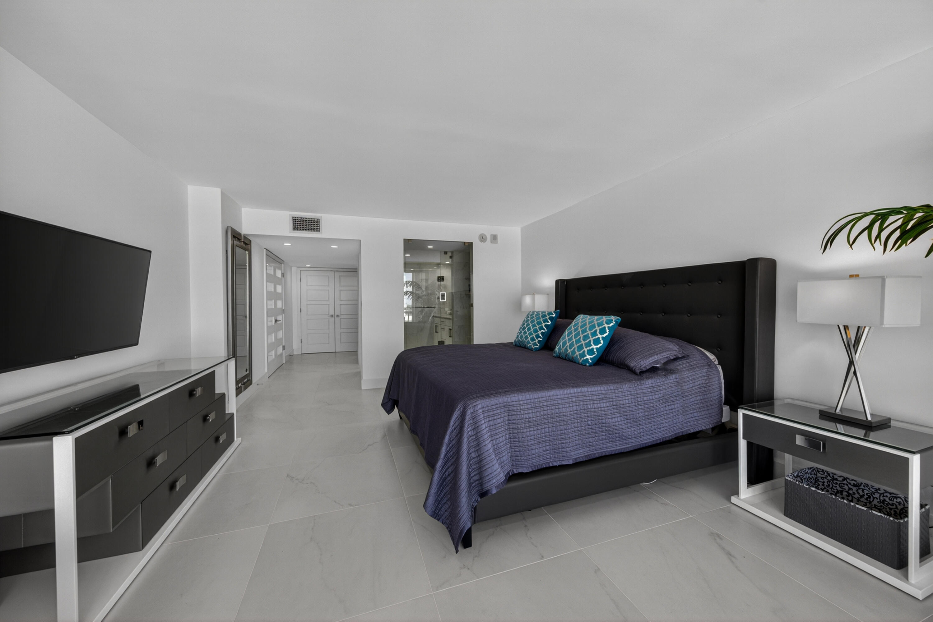 2200 S Ocean #909 Fort Lauderdale, FL 33316