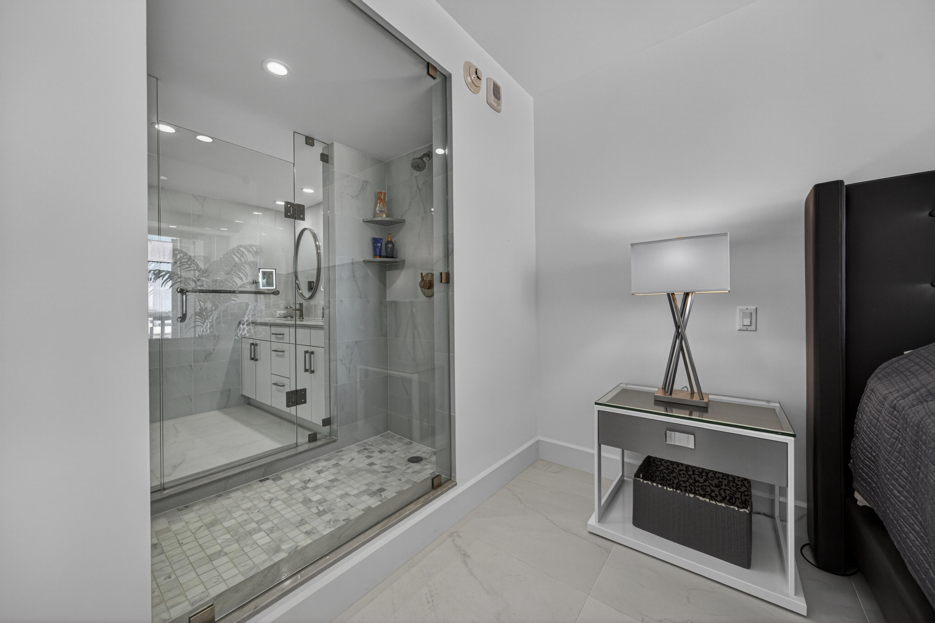 2200 S Ocean #909 Fort Lauderdale, FL 33316
