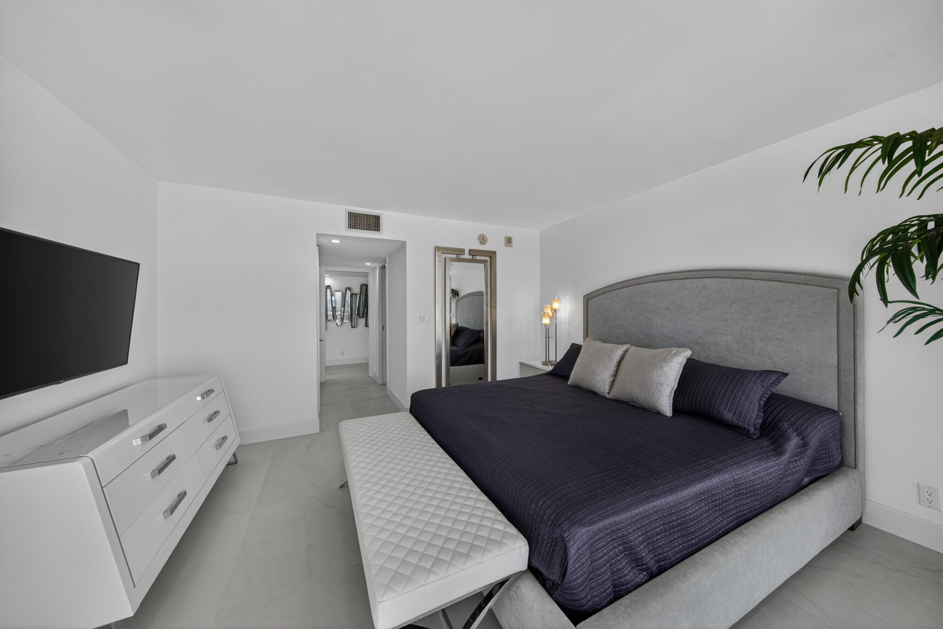 2200 S Ocean #909 Fort Lauderdale, FL 33316