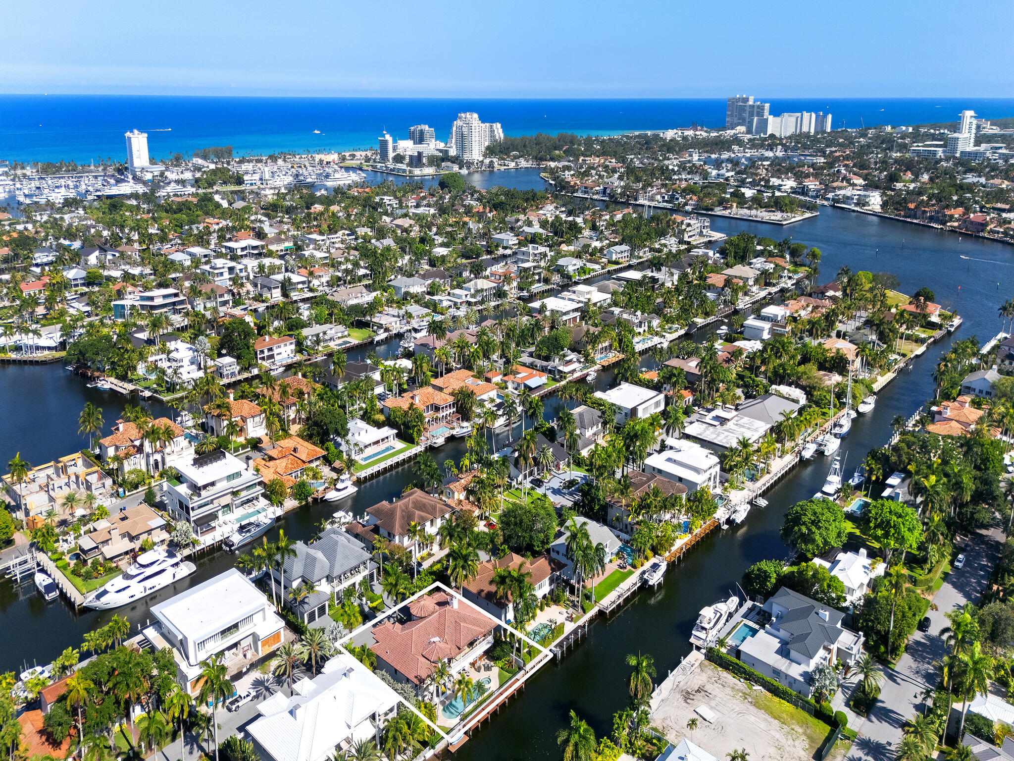 441 Royal Plz Fort Lauderdale, FL 33301
