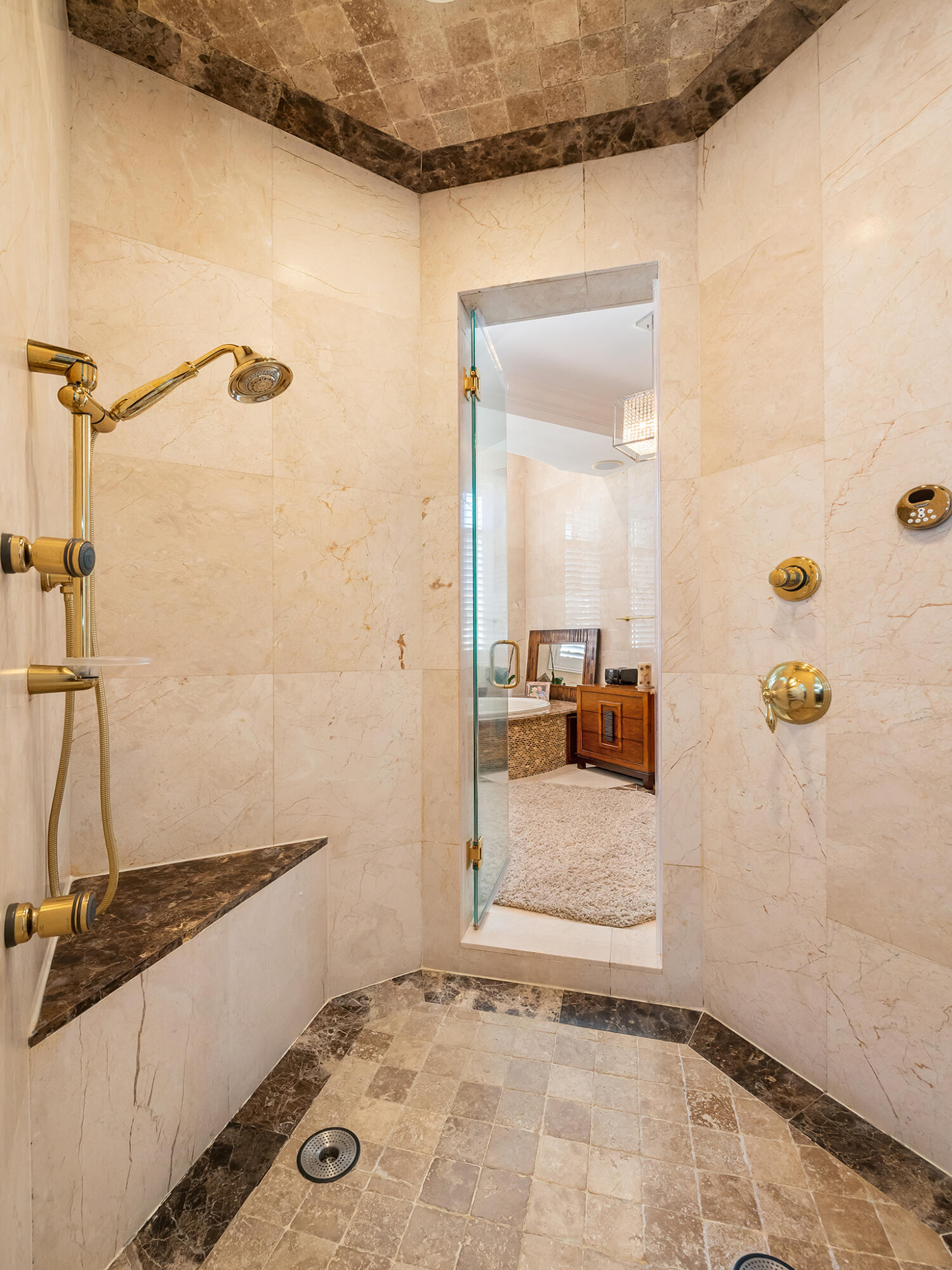 441 Royal Plz Fort Lauderdale, FL 33301